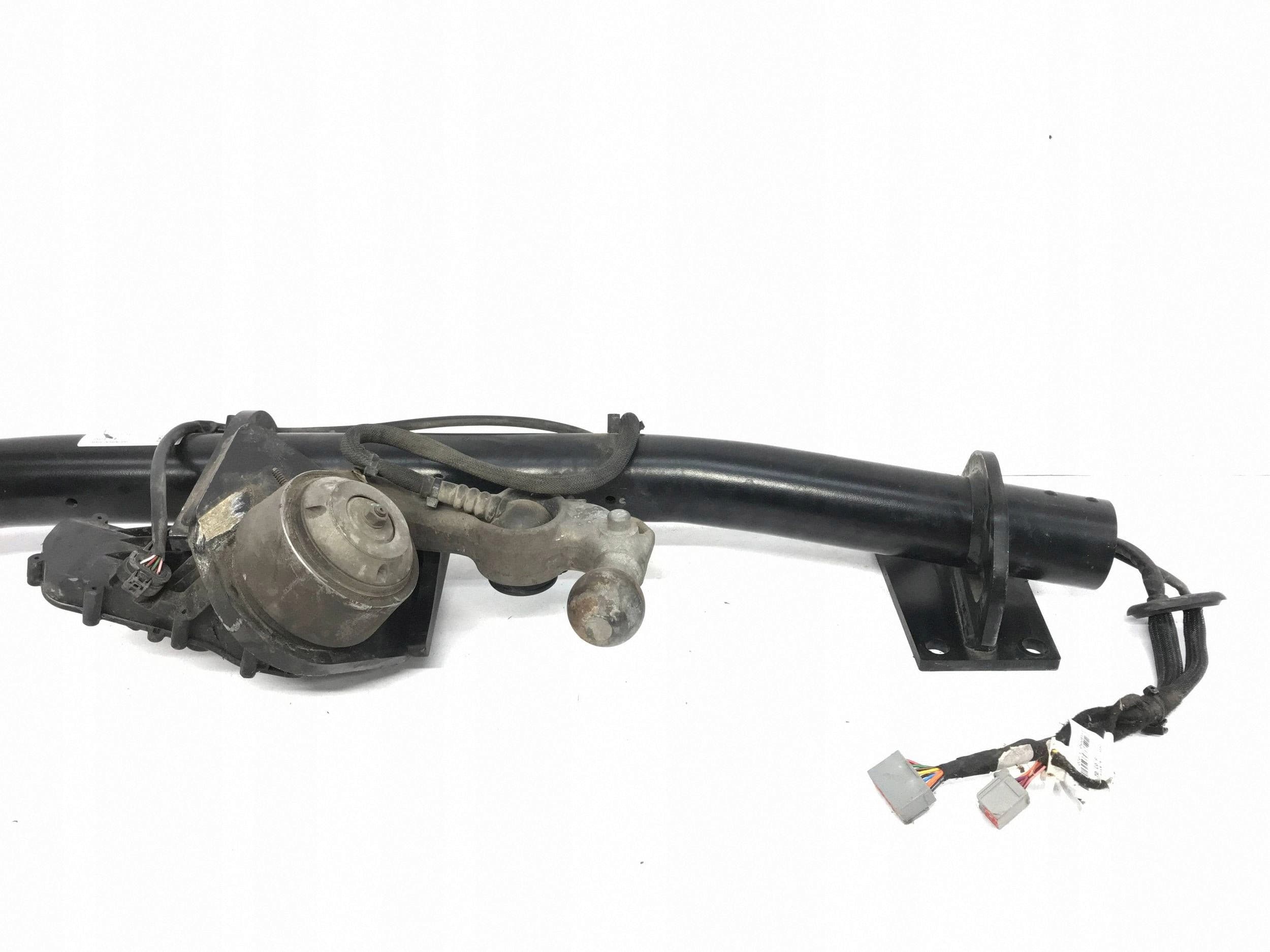 Gancho de Remolque Eléctrico Volvo XC60 II Lift 32351369 usado 3
