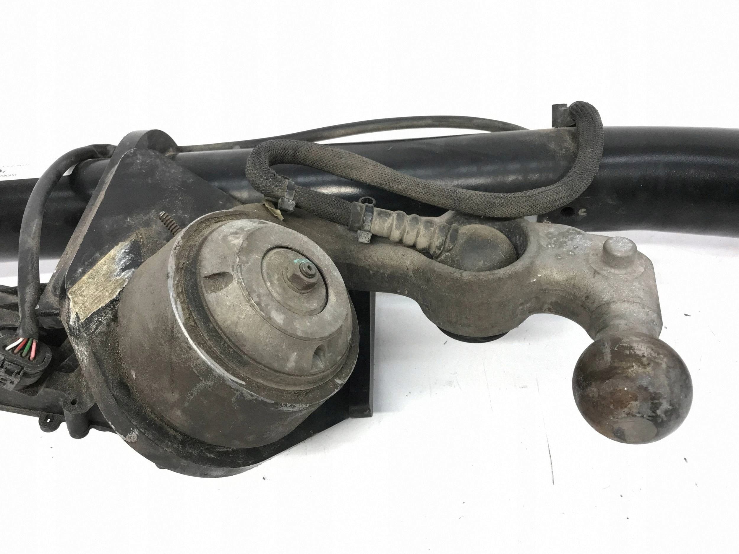Gancho de Remolque Eléctrico Volvo XC60 II Lift 32351369 usado 4