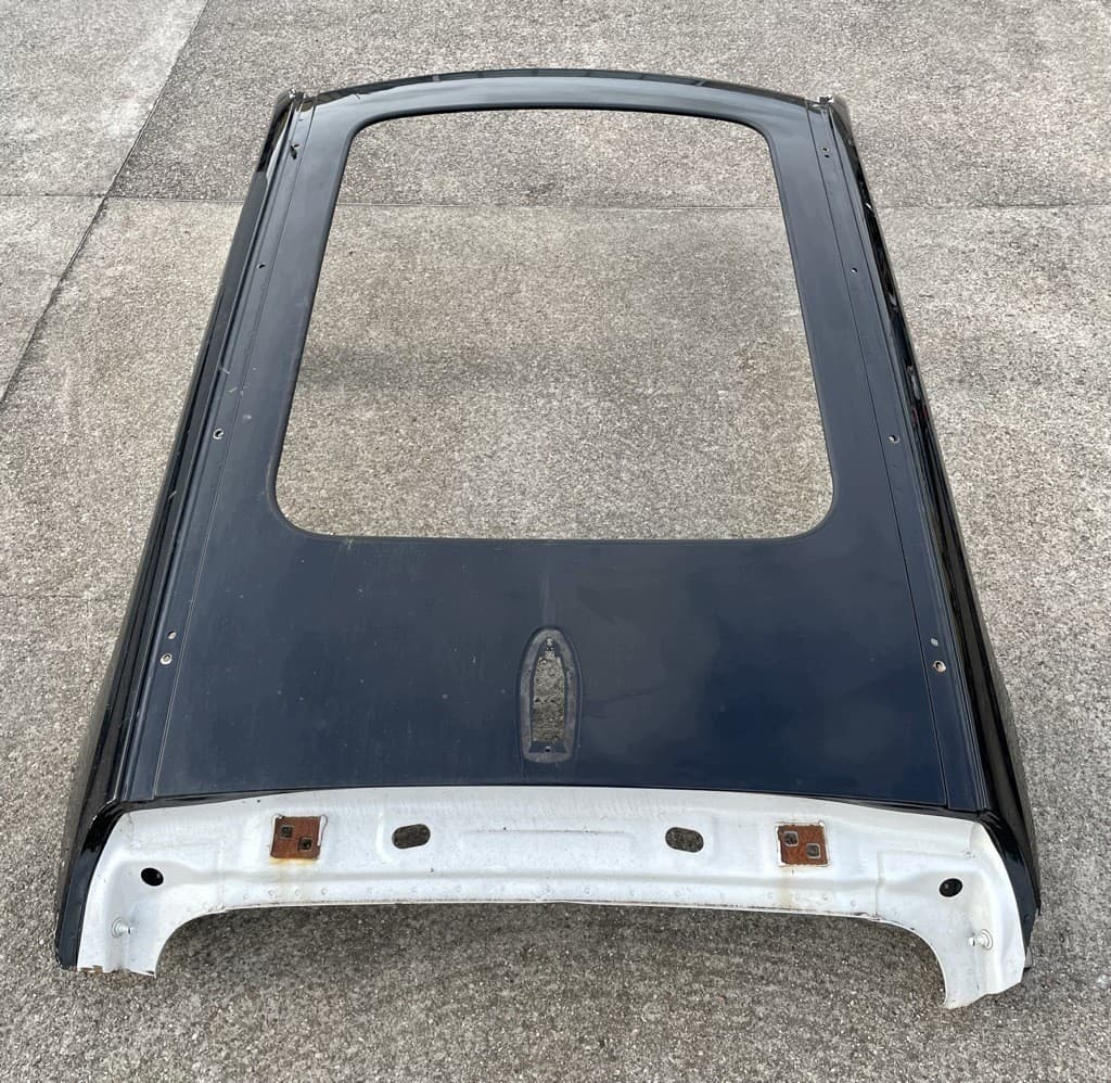 Volvo XC40 Recharge 2019 - 2025 Moldura Pilar Techo Panorámico usado 2