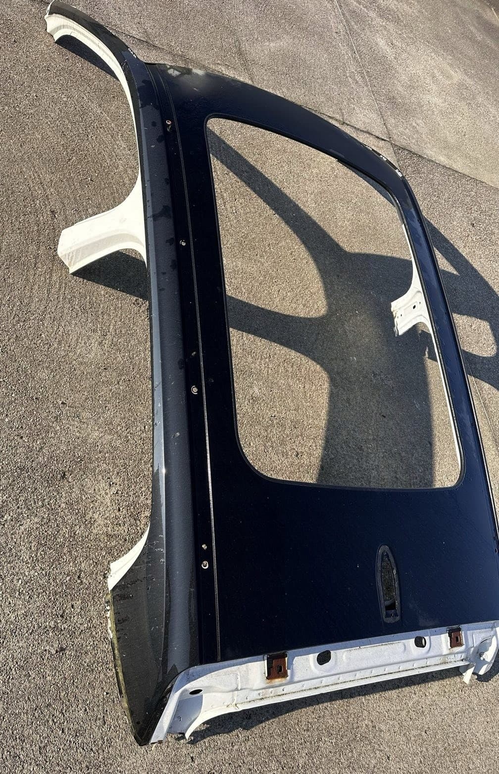 Volvo XC40 Recharge 2019 - 2025 Moldura Pilar Techo Panorámico usado 3