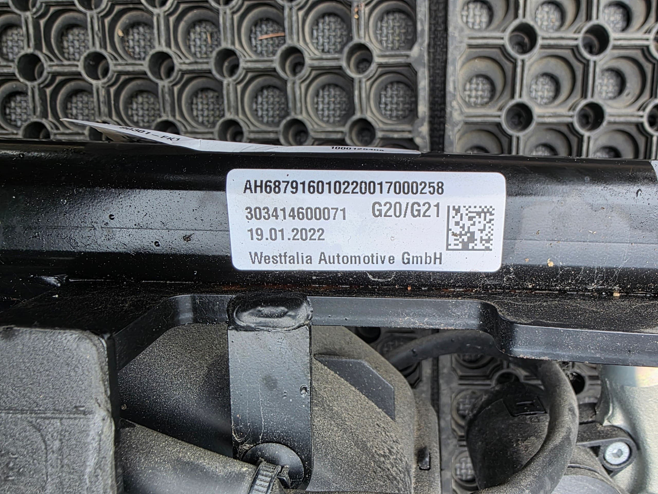 Barra de Remolque Retráctil Eléctrica BMW G20 G21 usado 5