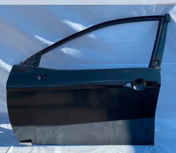 Puerta Delantera Izquierda Toyota Camry XV80 2024-2025 nuevo 2