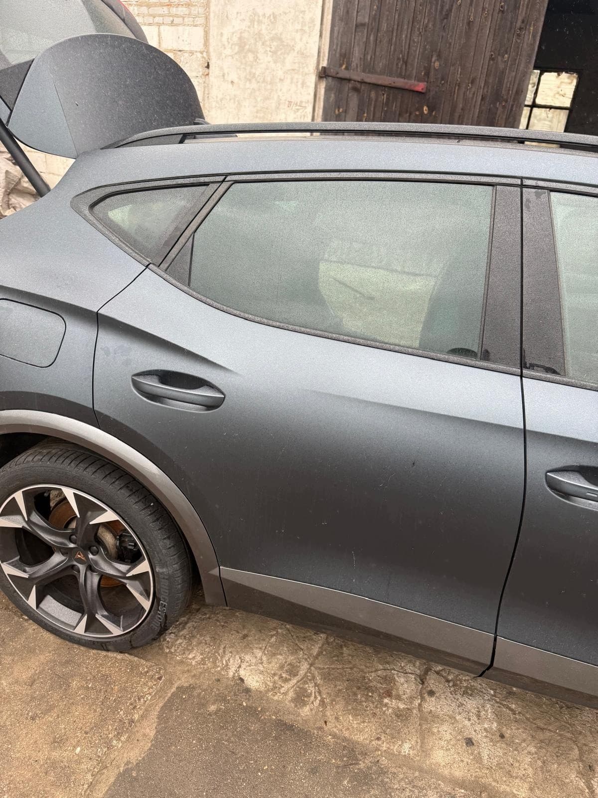 Puerta Trasera Derecha Cupra Formentor LN7H nuevo 2