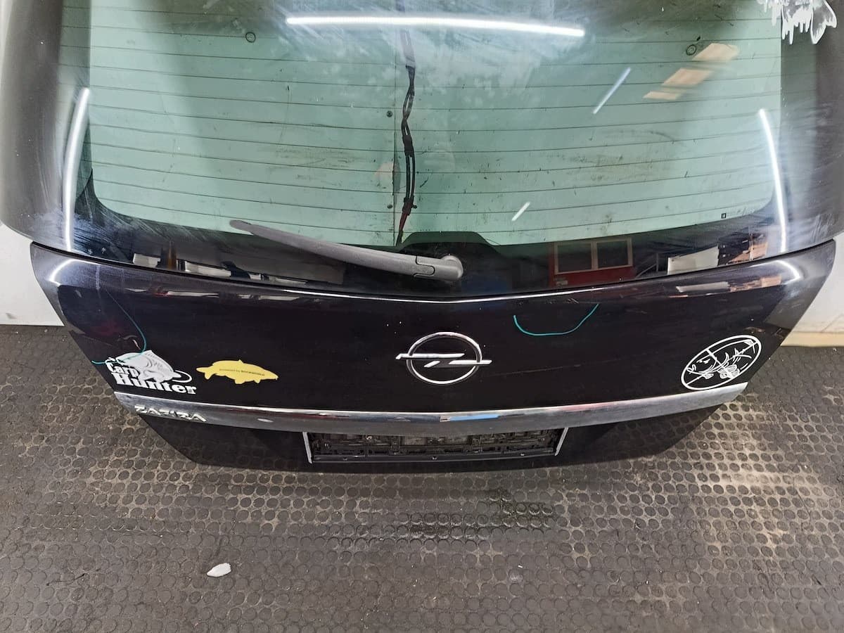 Tapa de maletero Opel Zafira B Hatchback usado 4