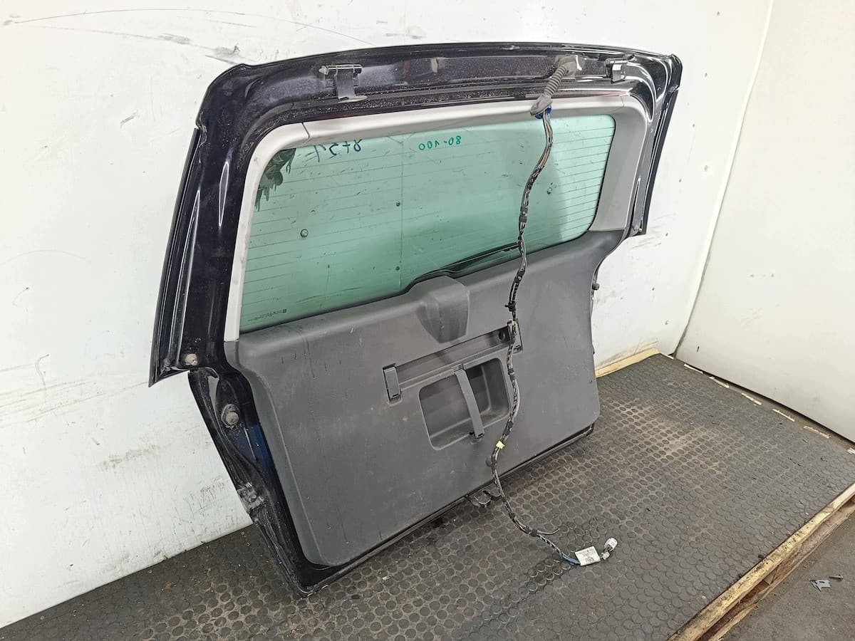 Tapa de maletero Opel Zafira B Hatchback usado 9