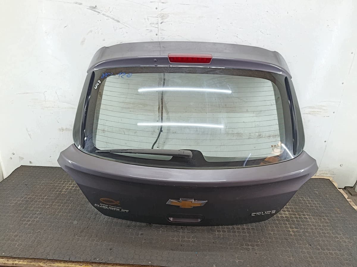 Tapa de maletero Chevrolet Cruze I Gqk usado
