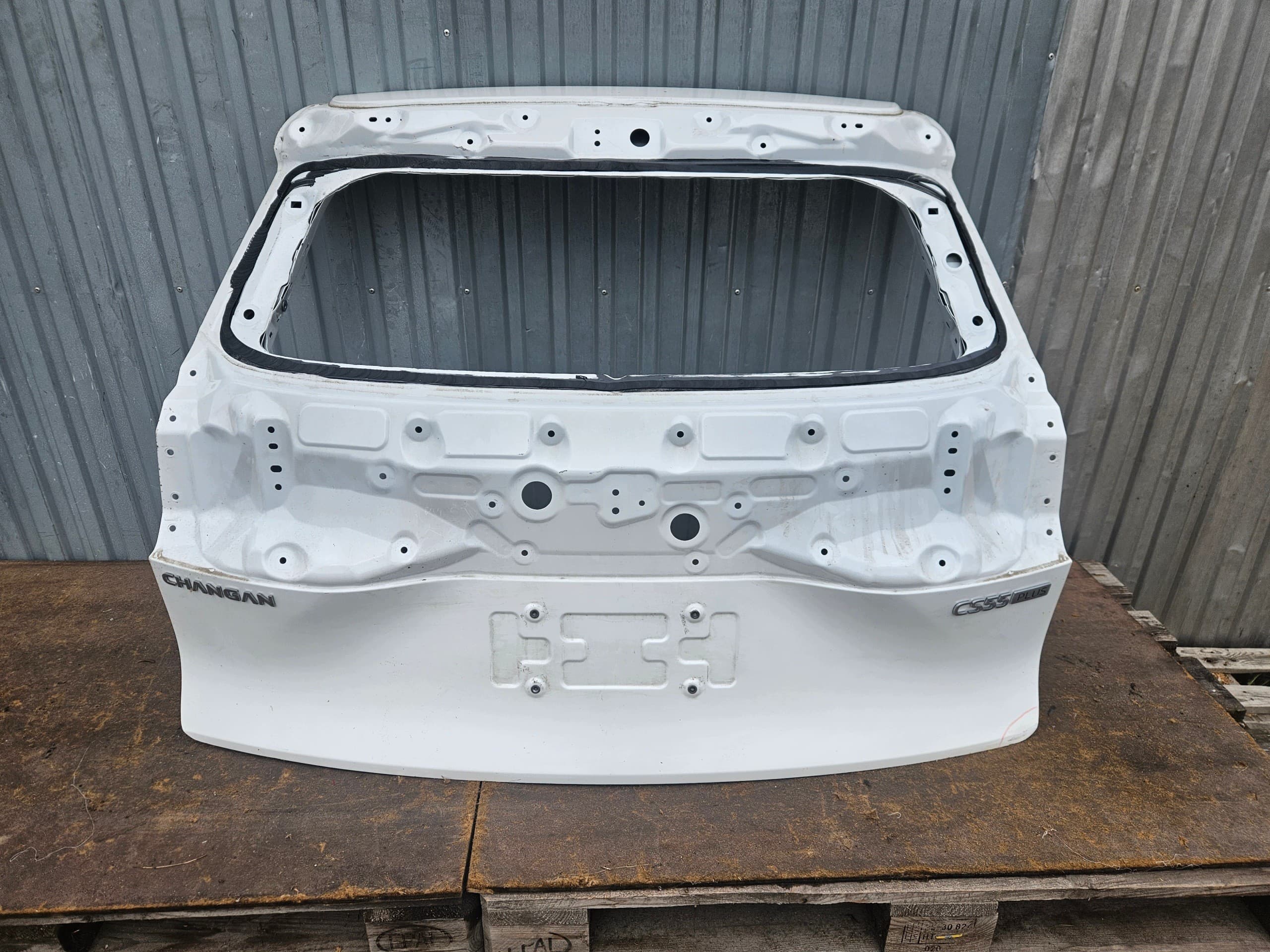 Cubierta de tapa trasera para Changan CS55 usado