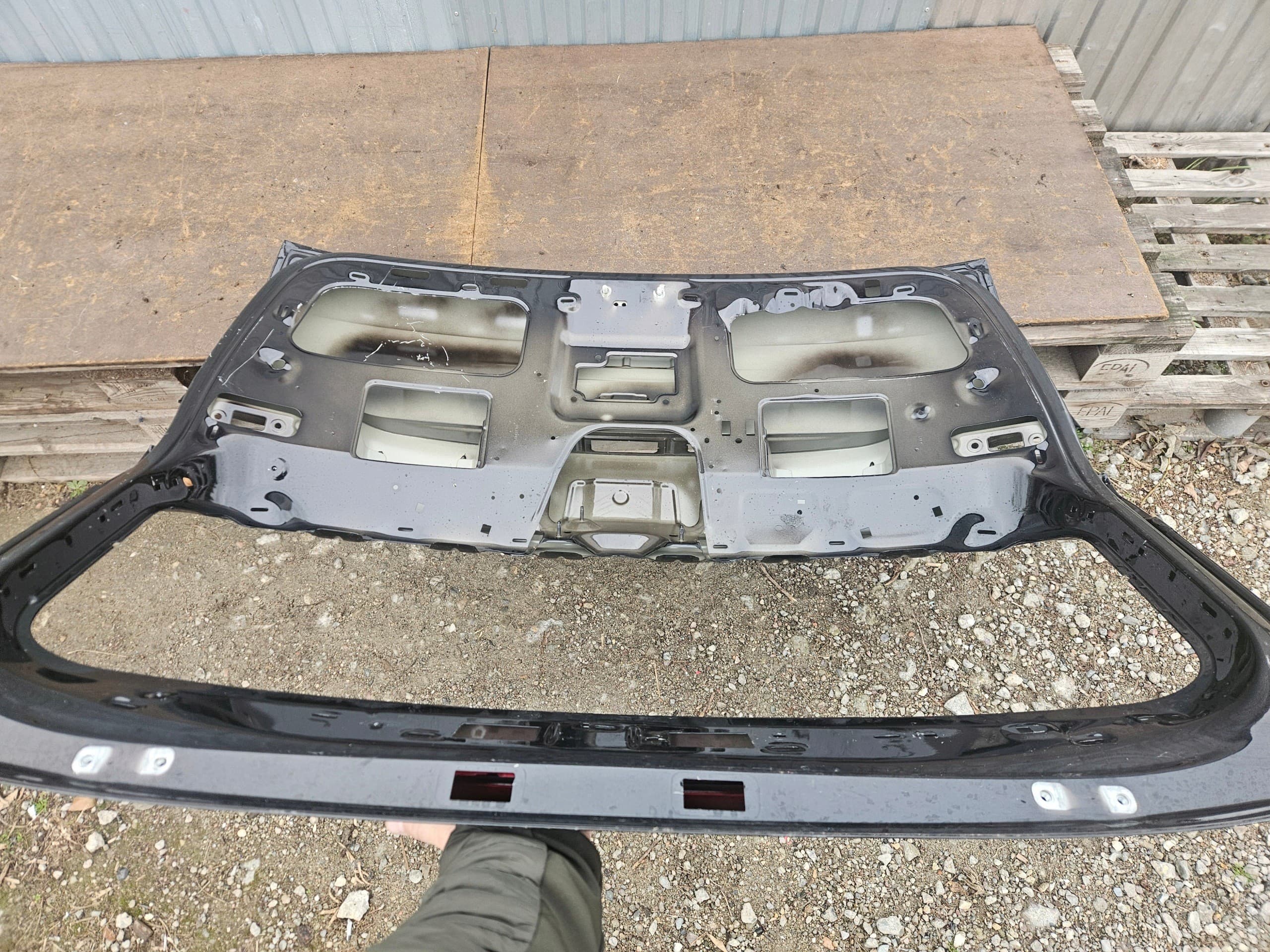 Portón Trasero Original para Skoda Karoq Lift usado 11