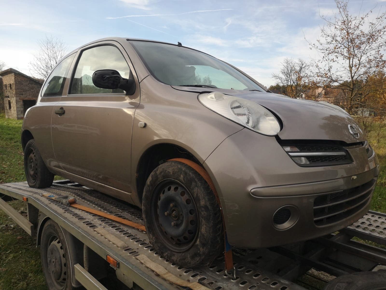 C30 G Micra K12 Cinturón Trasero Piso Cuarto usado 2
