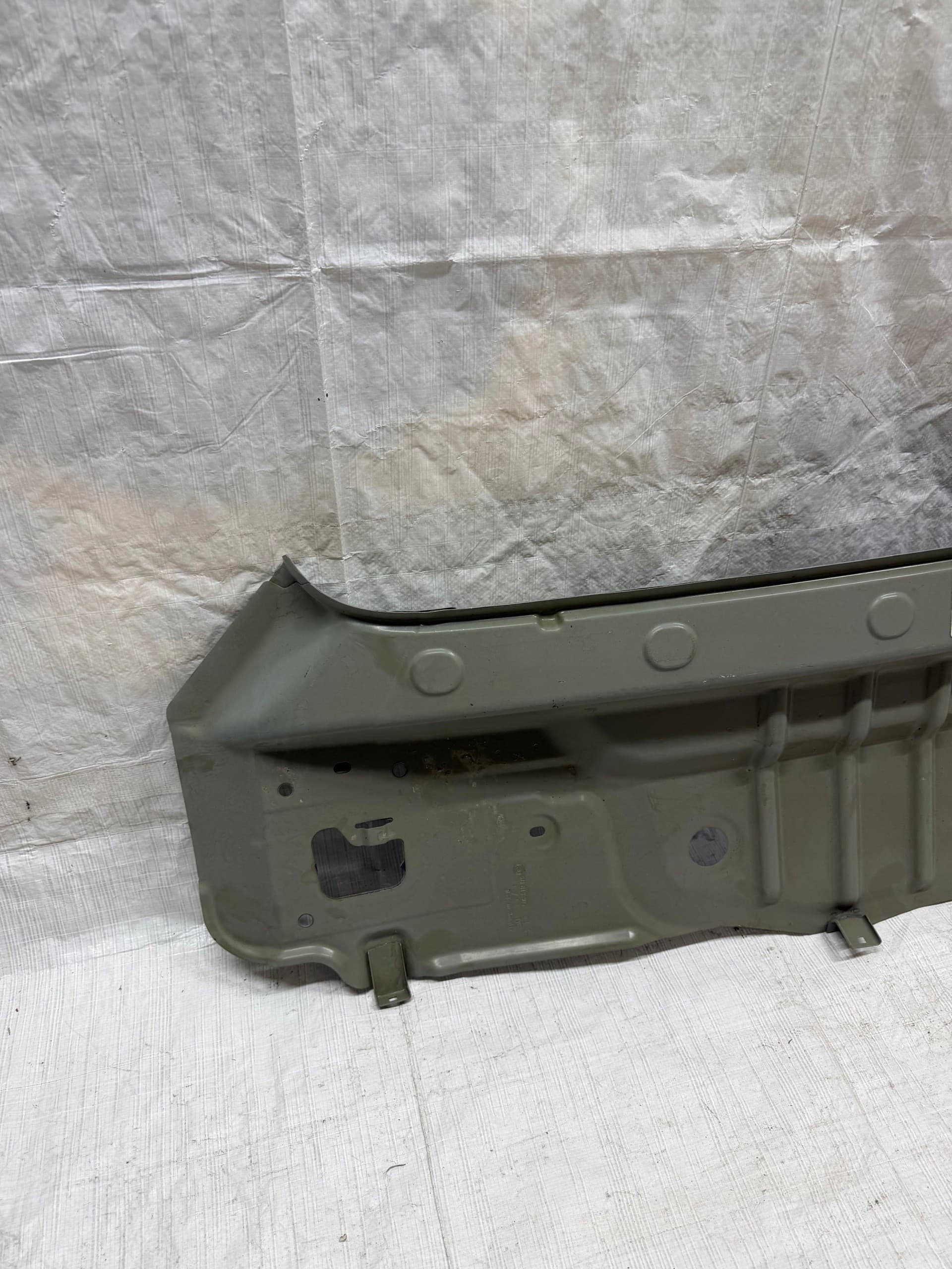 Refuerzo trasero del cinturón Skoda Rapid 5JJ 5JJ813309A nuevo 2