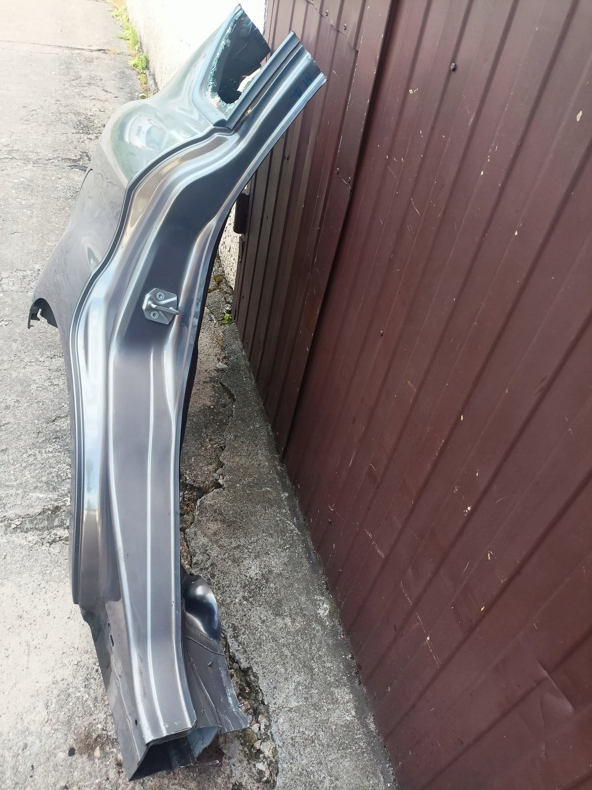Guardabarros trasero derecho Ford C-Max MK2 color VA usado 4