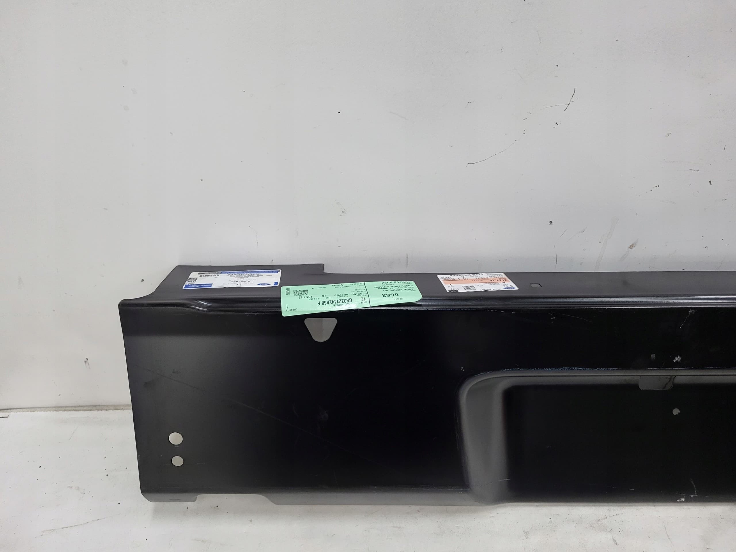 Viga de Soporte Trasera para Portón Ford Ranger MK4 nuevo 2