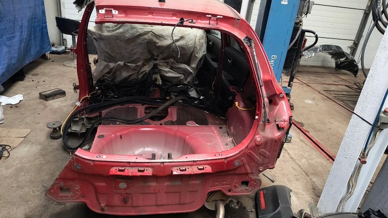 Spoiler Inferior Parachoques Trasero Kia Rio 4 IV 17- usado
