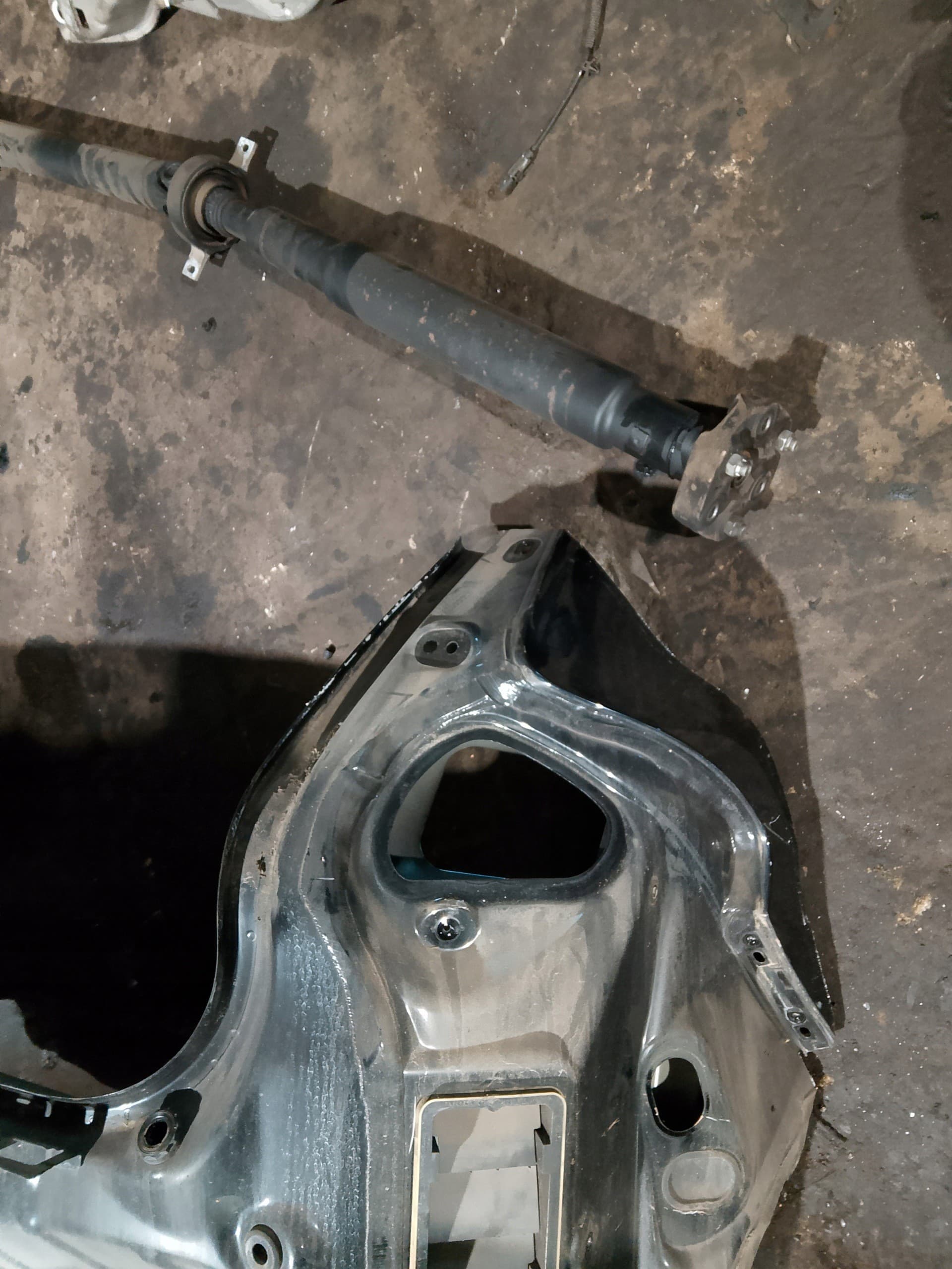Volvo V40 II 12- Cinturón trasero Wanna usado 3