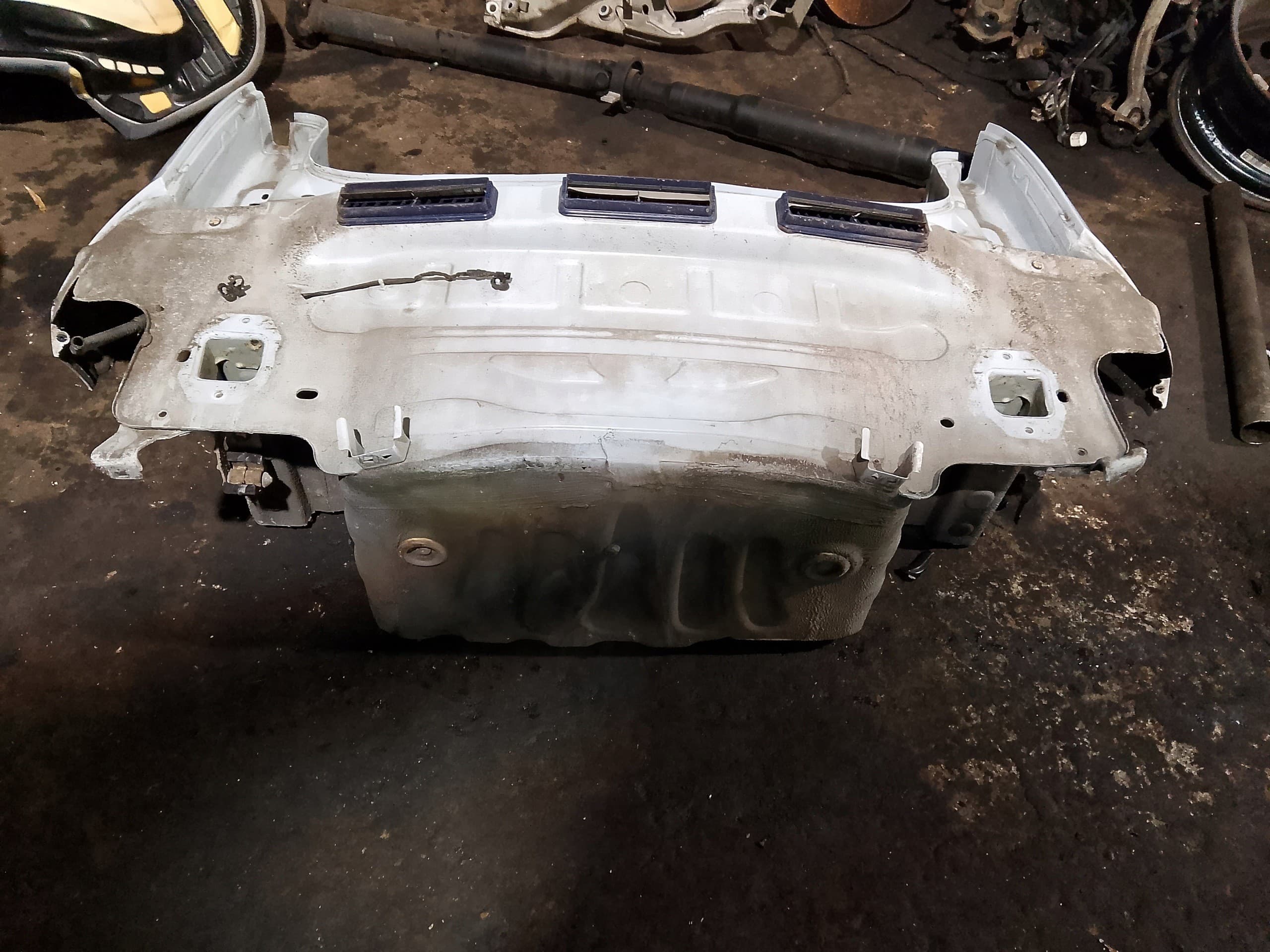 Cinturón trasero Skoda Citigo VW Up usado 2