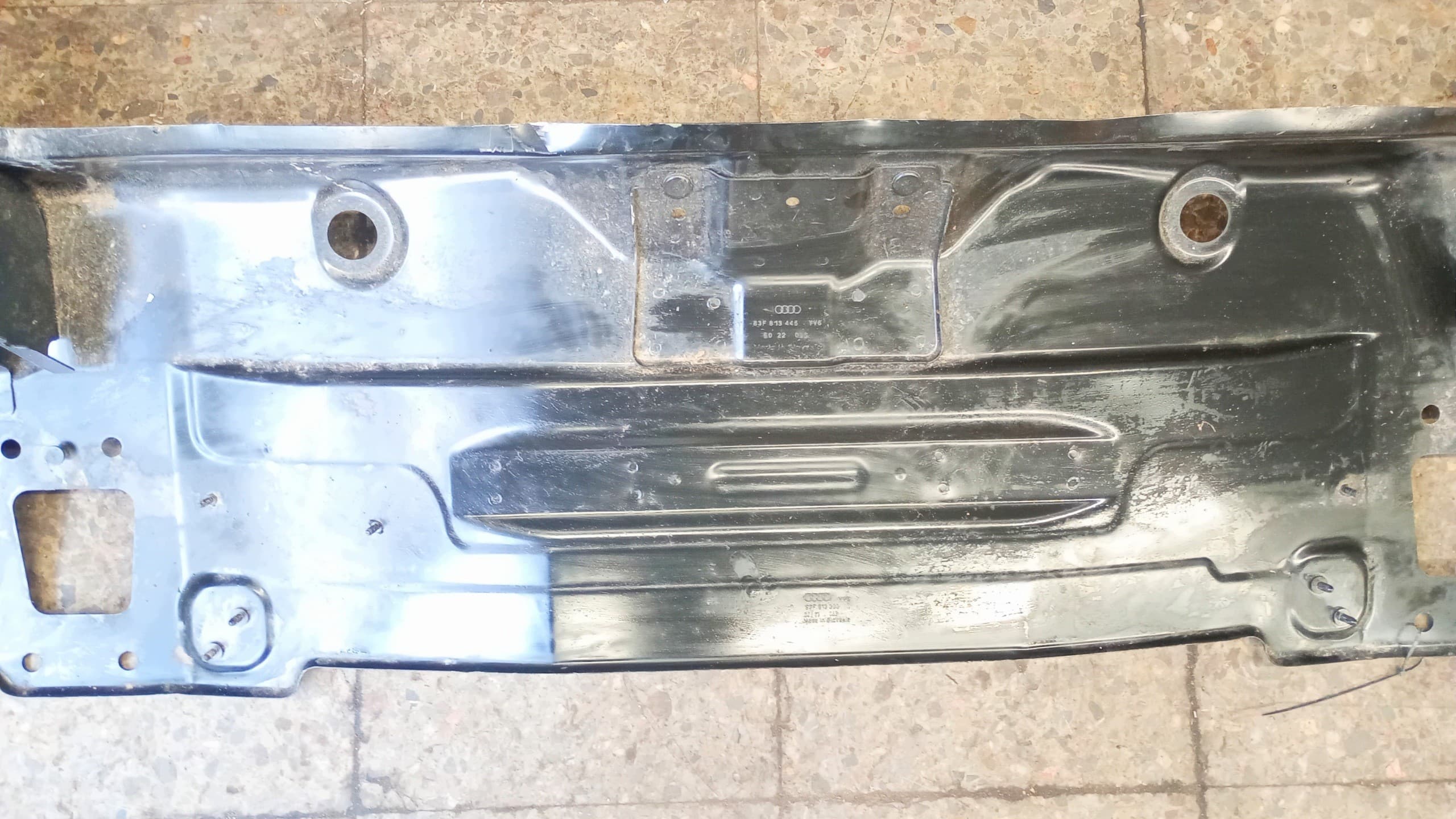 Cinturón trasero para Audi Q3 83F 83F813445 usado 3