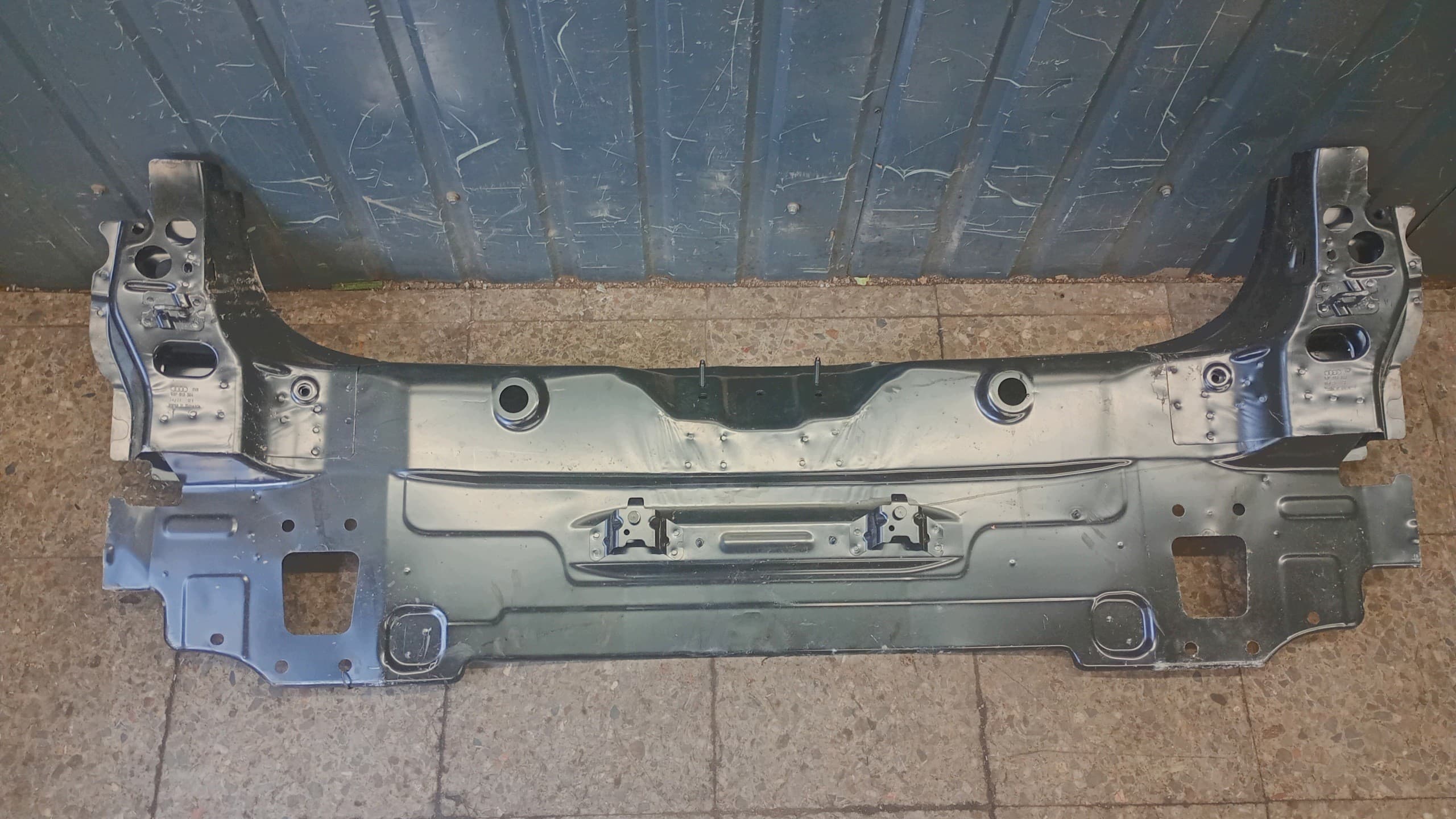 Cinturón trasero para Audi Q3 83F 83F813445 usado 8