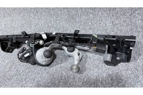 Barra de Remolque Eléctrica BMW X3 G45 - 5A272E7 usado 3