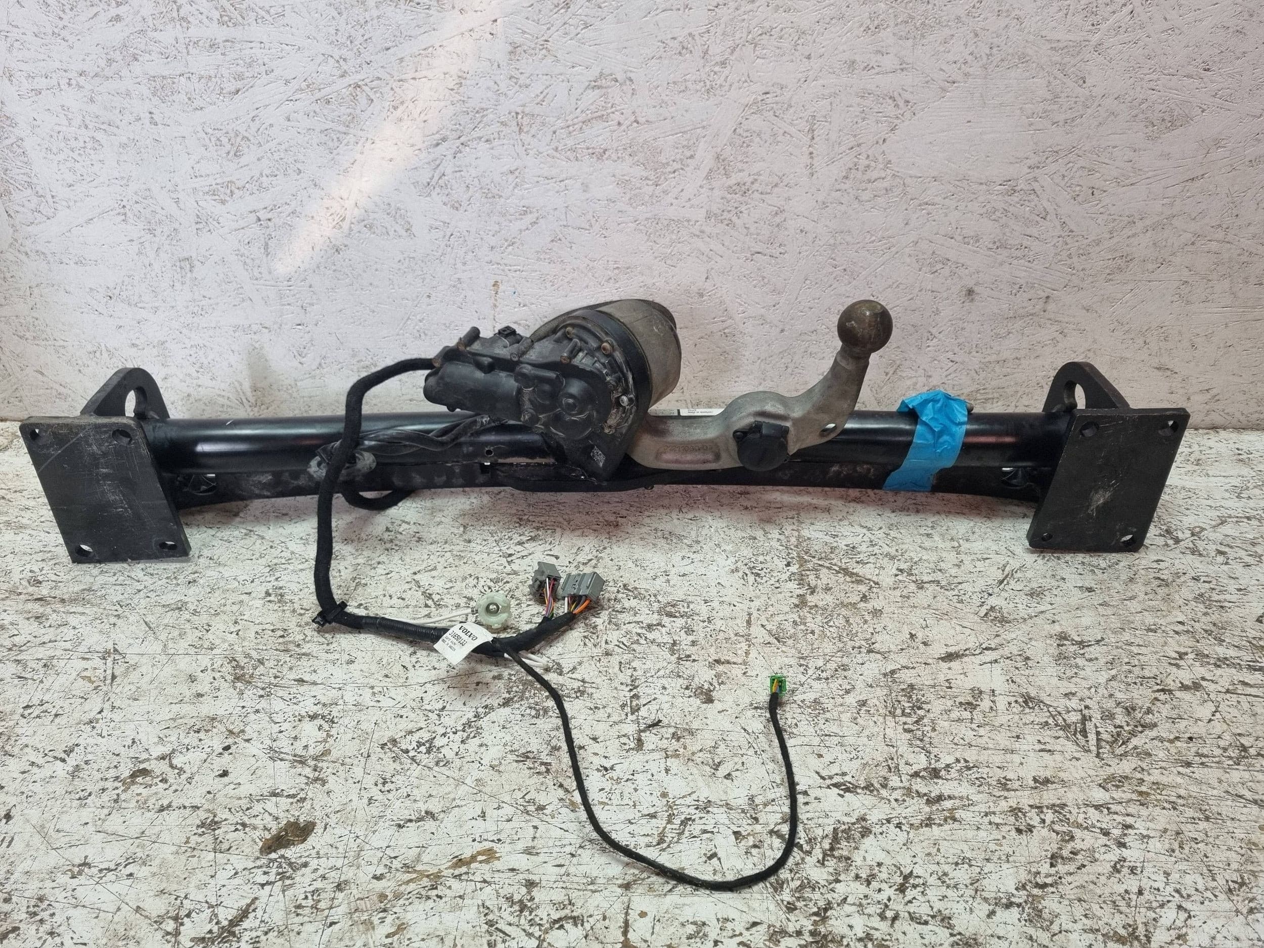 Barra de Remolque Trasera para BMW iX3 NA5 5a60a53 usado