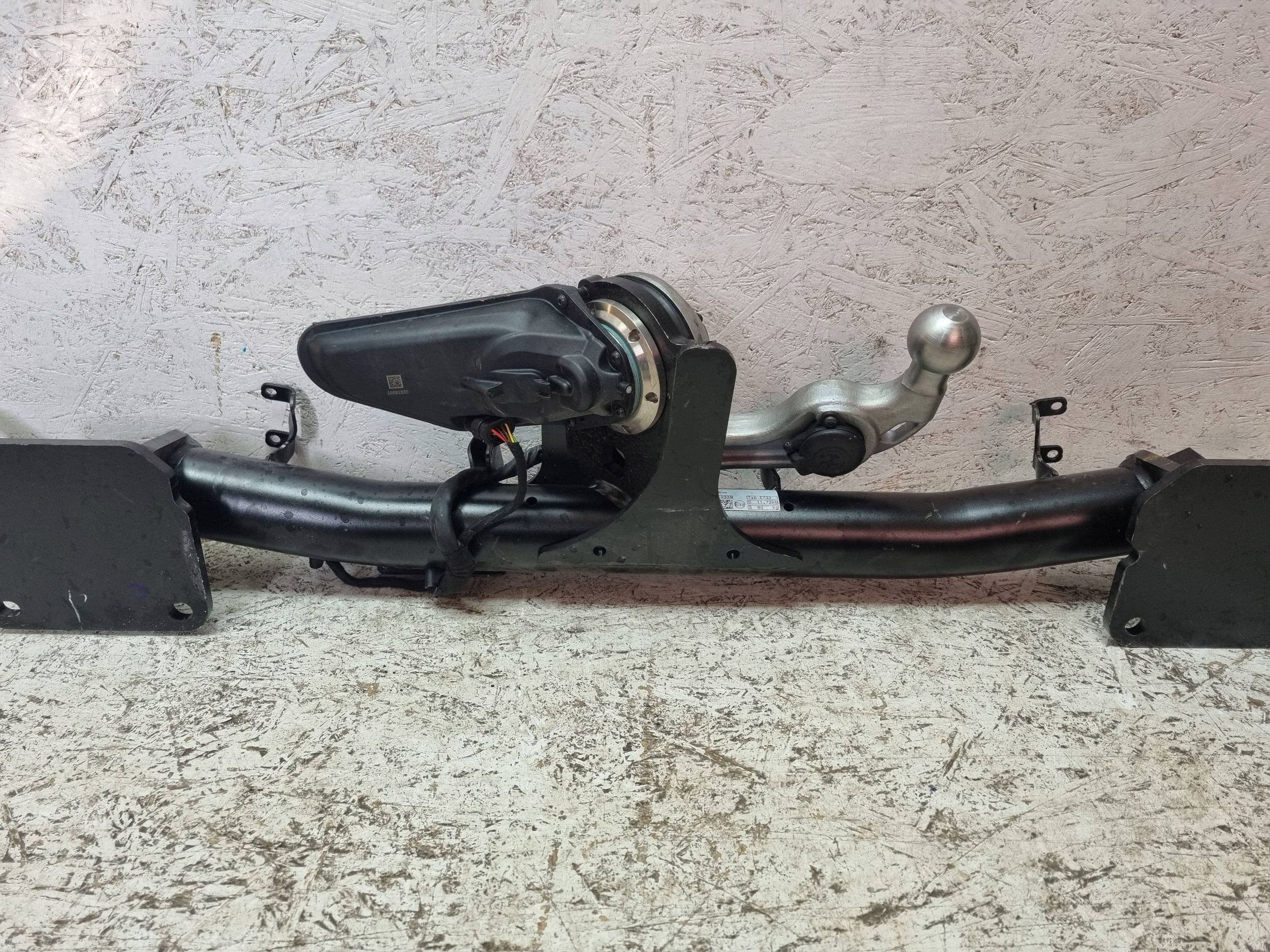 Barra de Remolque Trasera para BMW iX3 NA5 5a60a53 usado 6