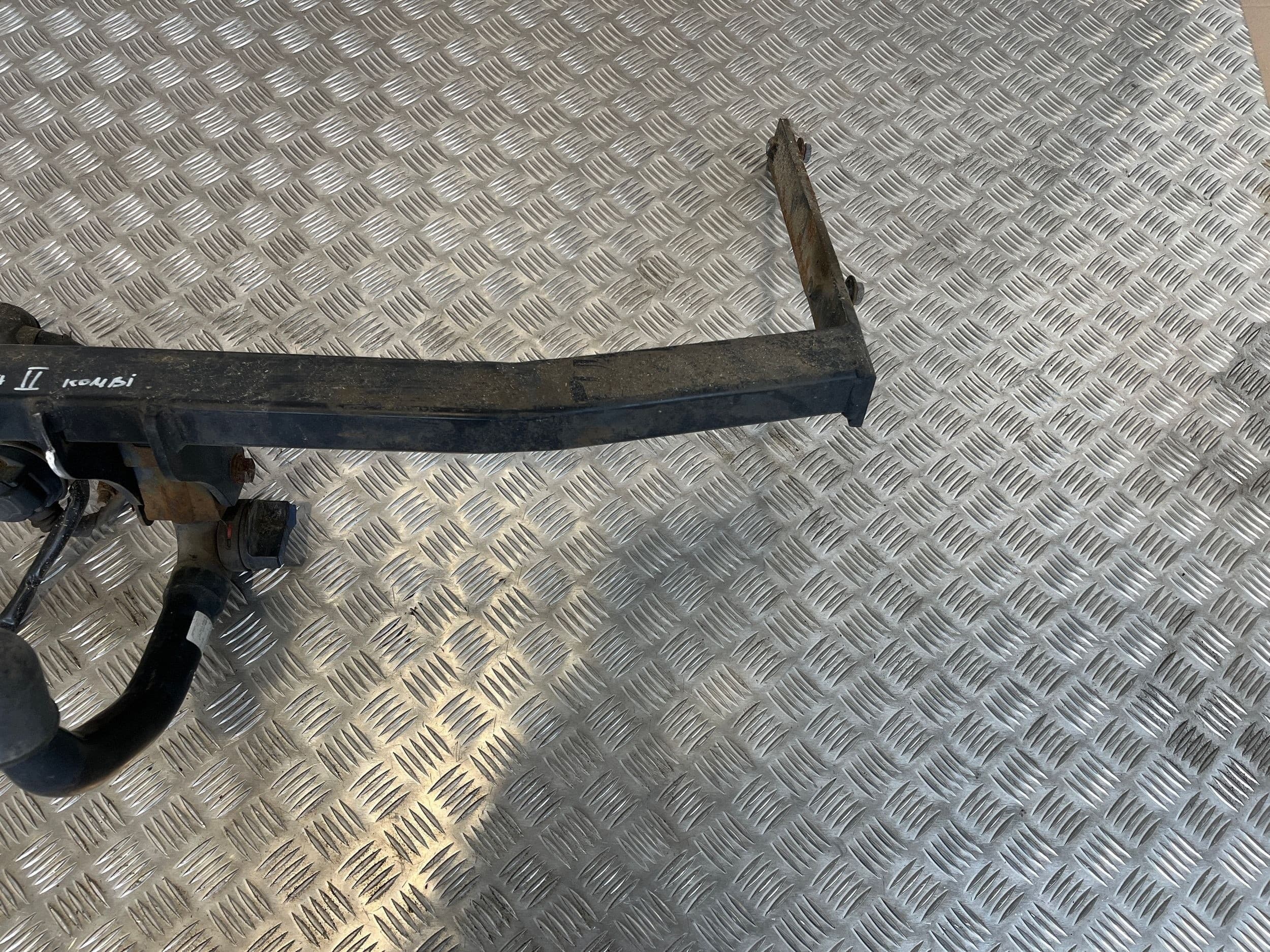 Kit de Barra de Remolque para Skoda Octavia Mk2 (1Z) usado 3