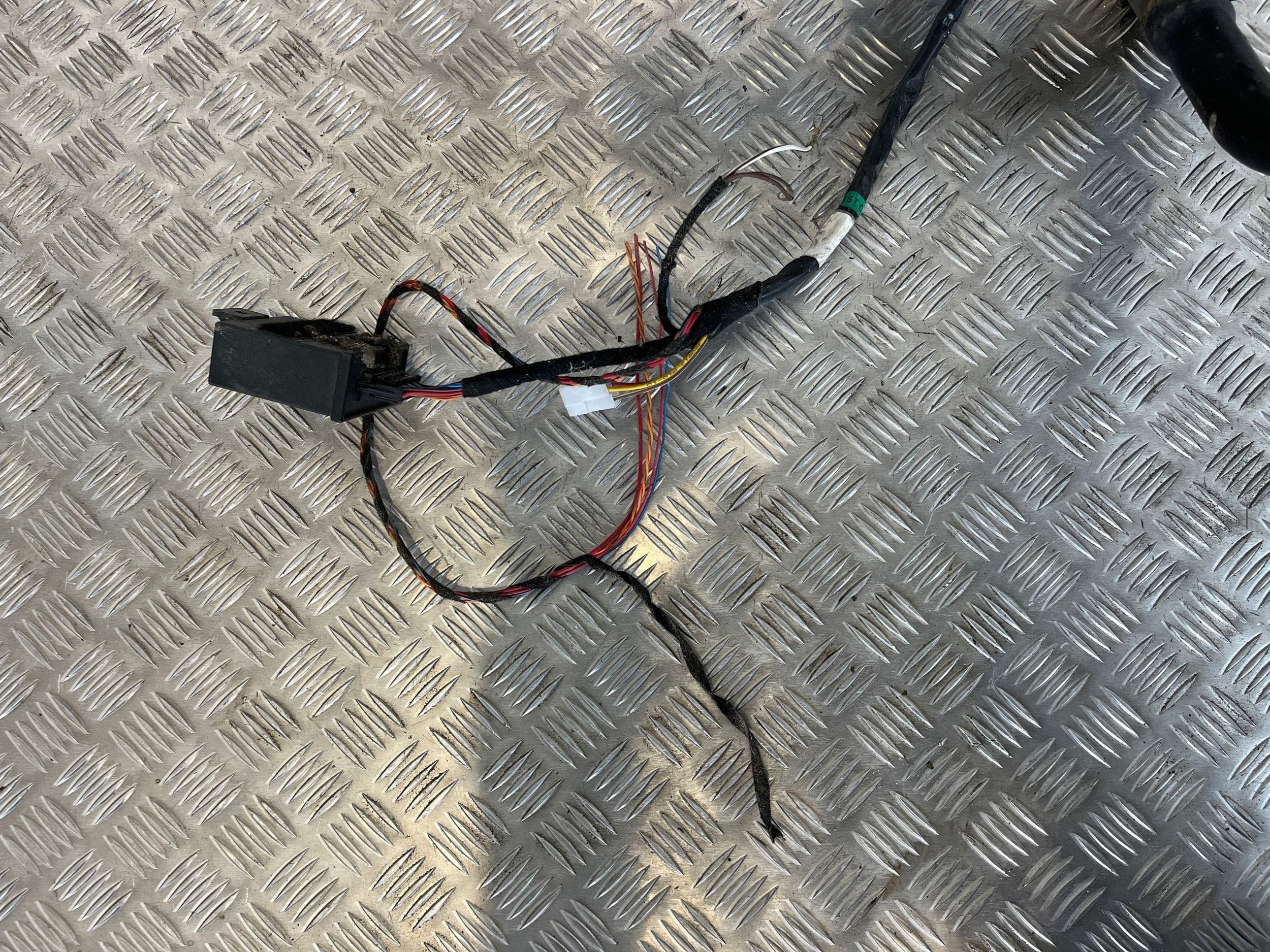 Kit de Barra de Remolque para Skoda Octavia Mk2 (1Z) usado 4