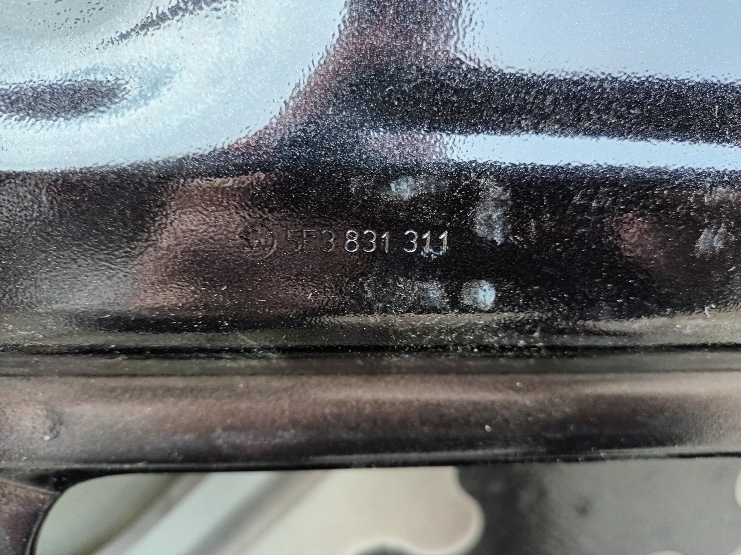 Puerta delantera izquierda Skoda Octavia IV nuevo 11
