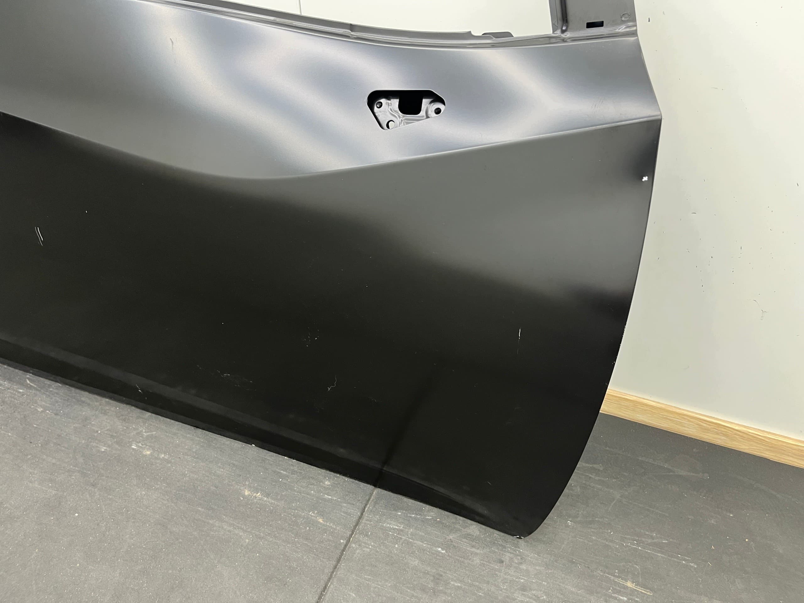 Puerta Delantera Derecha Nissan Micra K14 - Nueva Original OEM 8