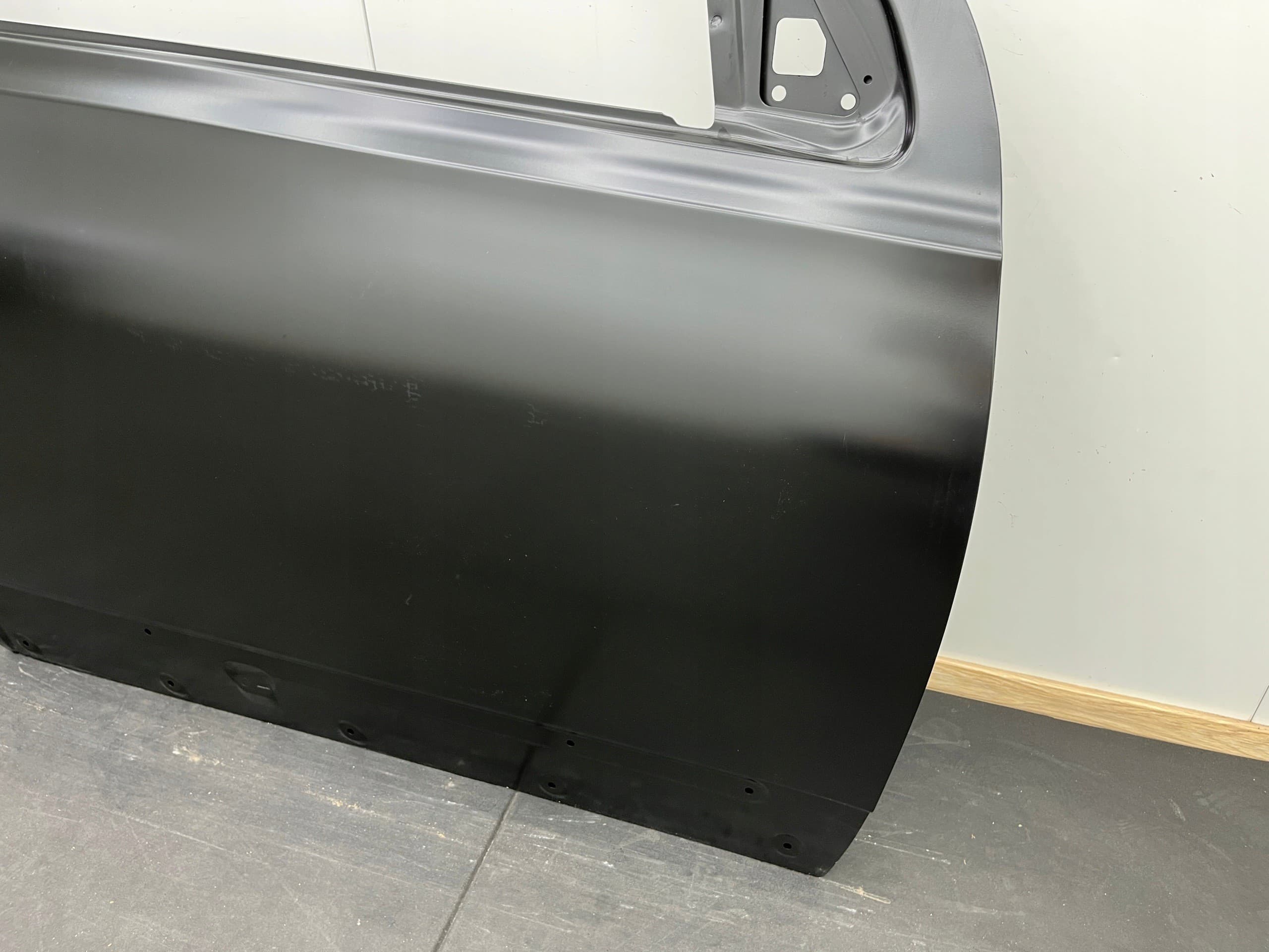 Puerta Delantera Derecha Nissan OE H0100EY1MC (Lado Pasajero) nuevo 10
