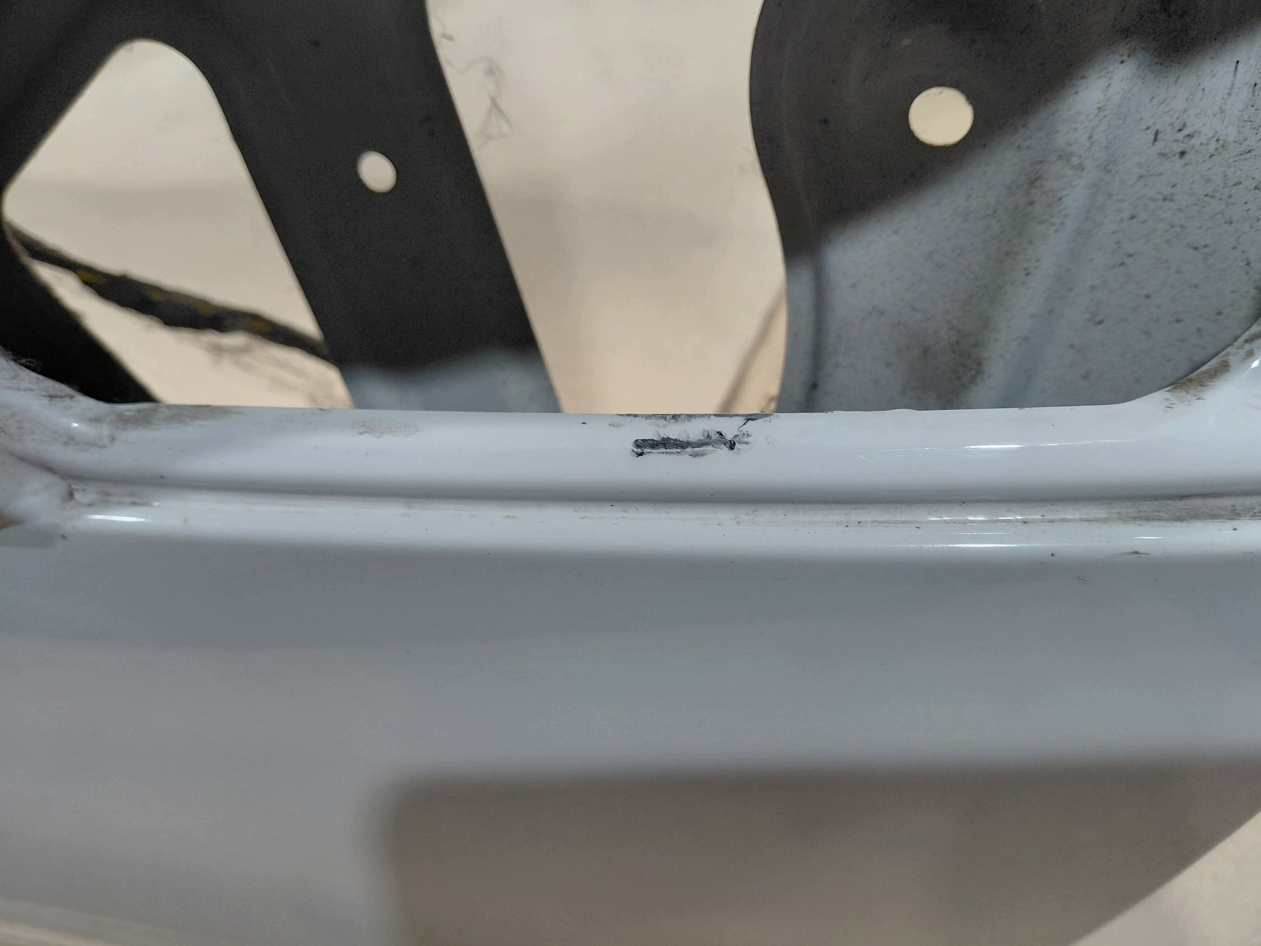 Portón Trasero BMW Serie 5 F11 Lci - Alpinweiss 300 usado 8