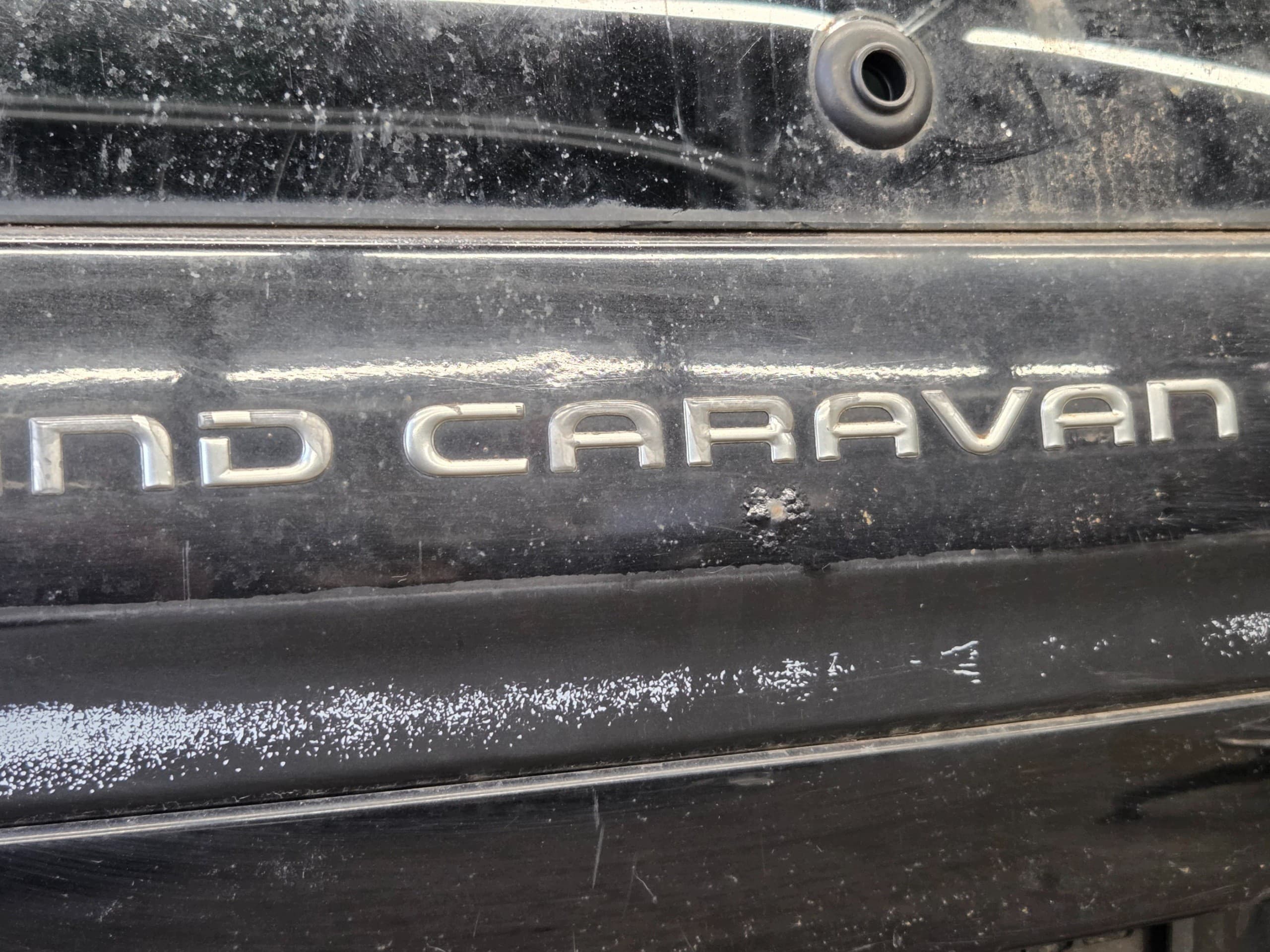Portón trasero para Dodge Grand Caravan IV (2005) - Negro usado 6