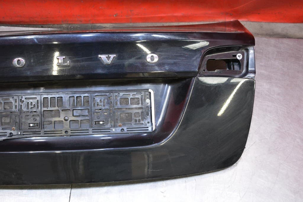 Portón trasero 452-46 para Volvo S60 II (2ª generación) R-Design Sedán Facelift 2013-2020 usado 3