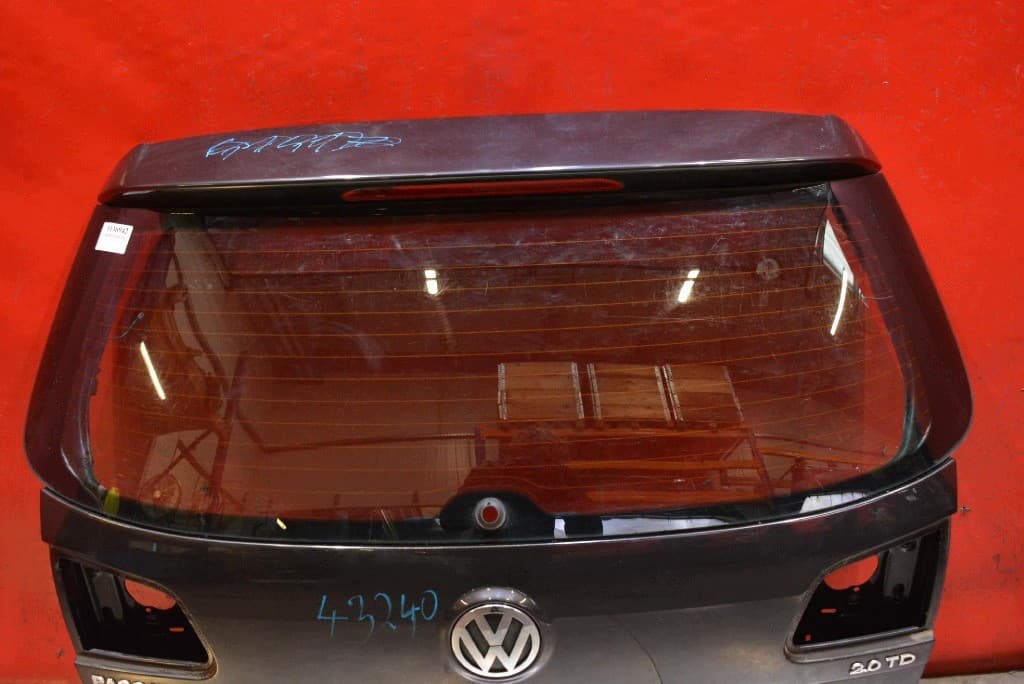 Portón trasero maletero LC8Z VW Passat B6 Familiar 05-10 usado 3