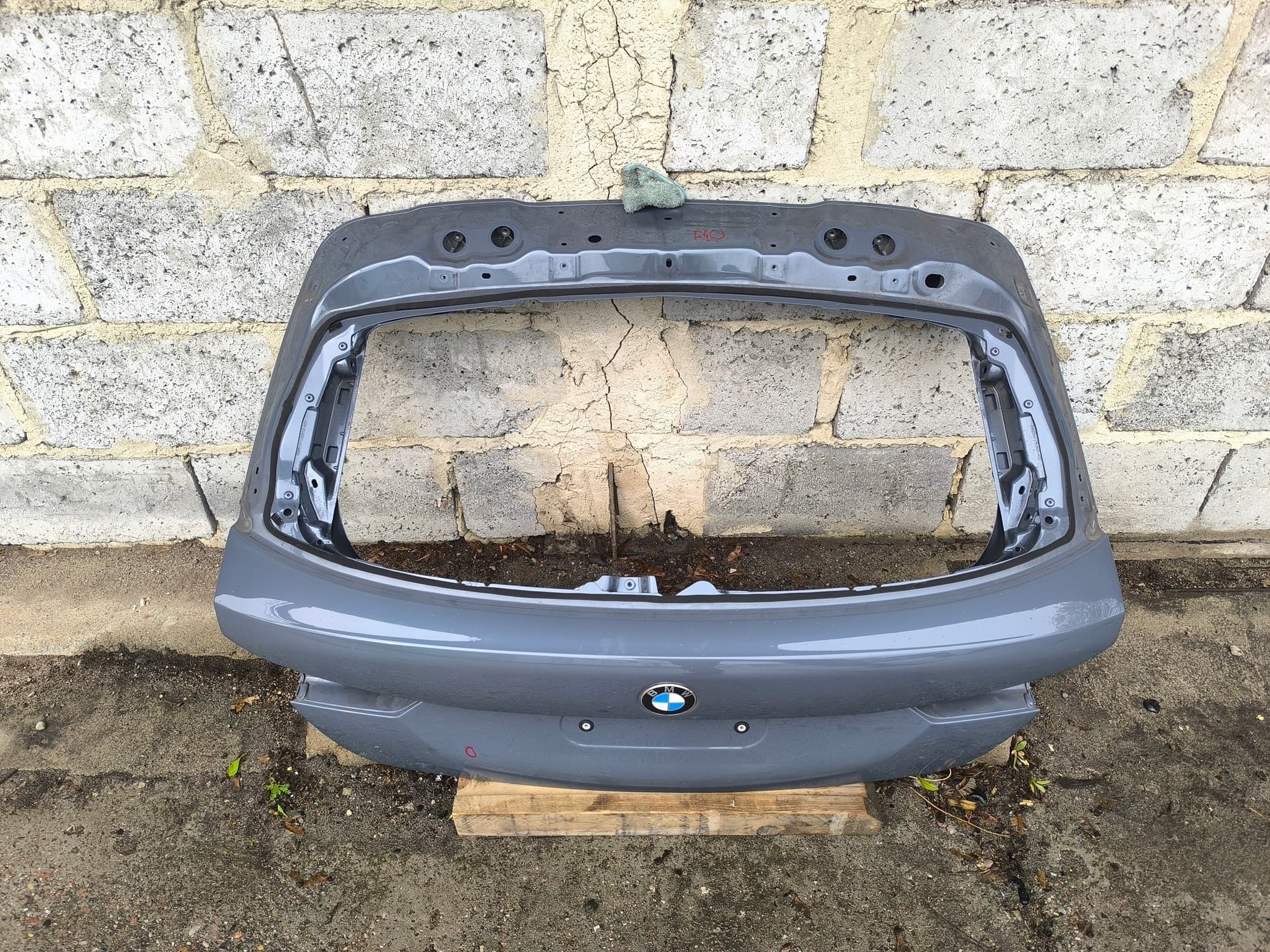 Portón Trasero BMW Serie 1 F40 - Buen Estado nuevo 6