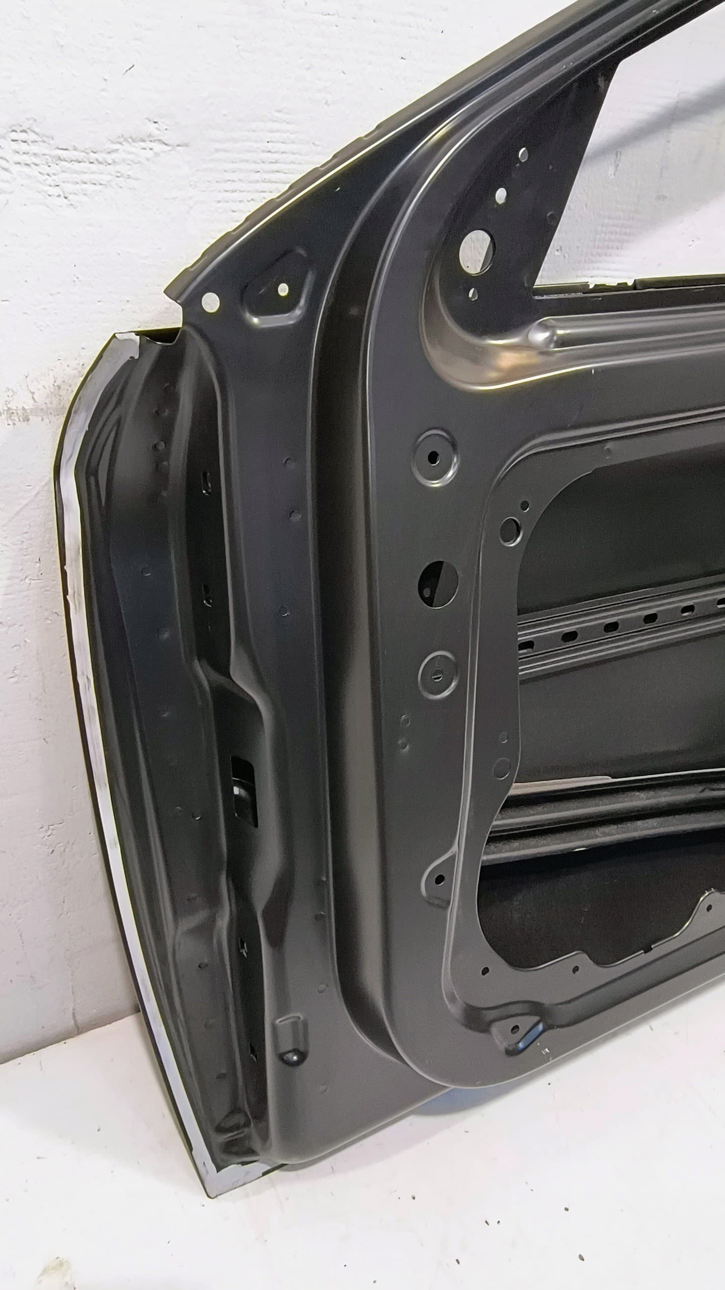 Puerta delantera derecha Mercedes Gla 156 nuevo 8