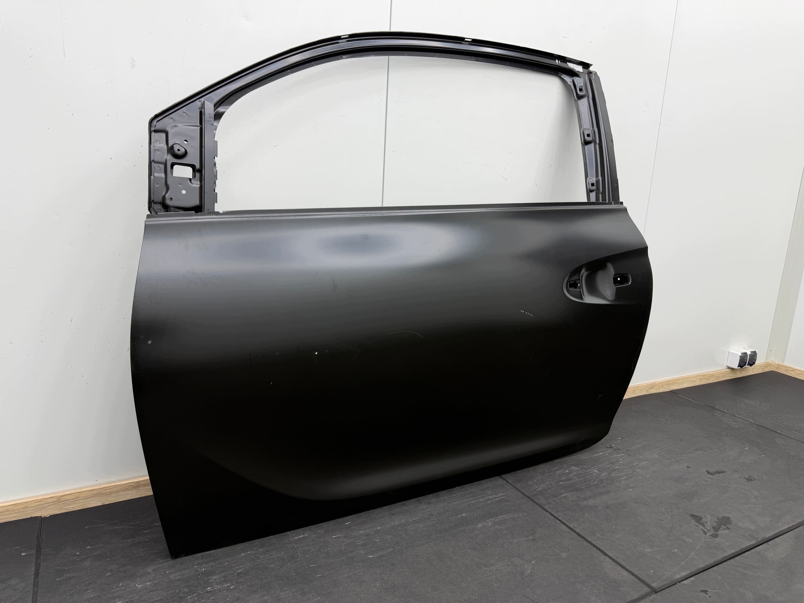 Puerta Izquierda Opel Adam - Pieza Original Nueva 3