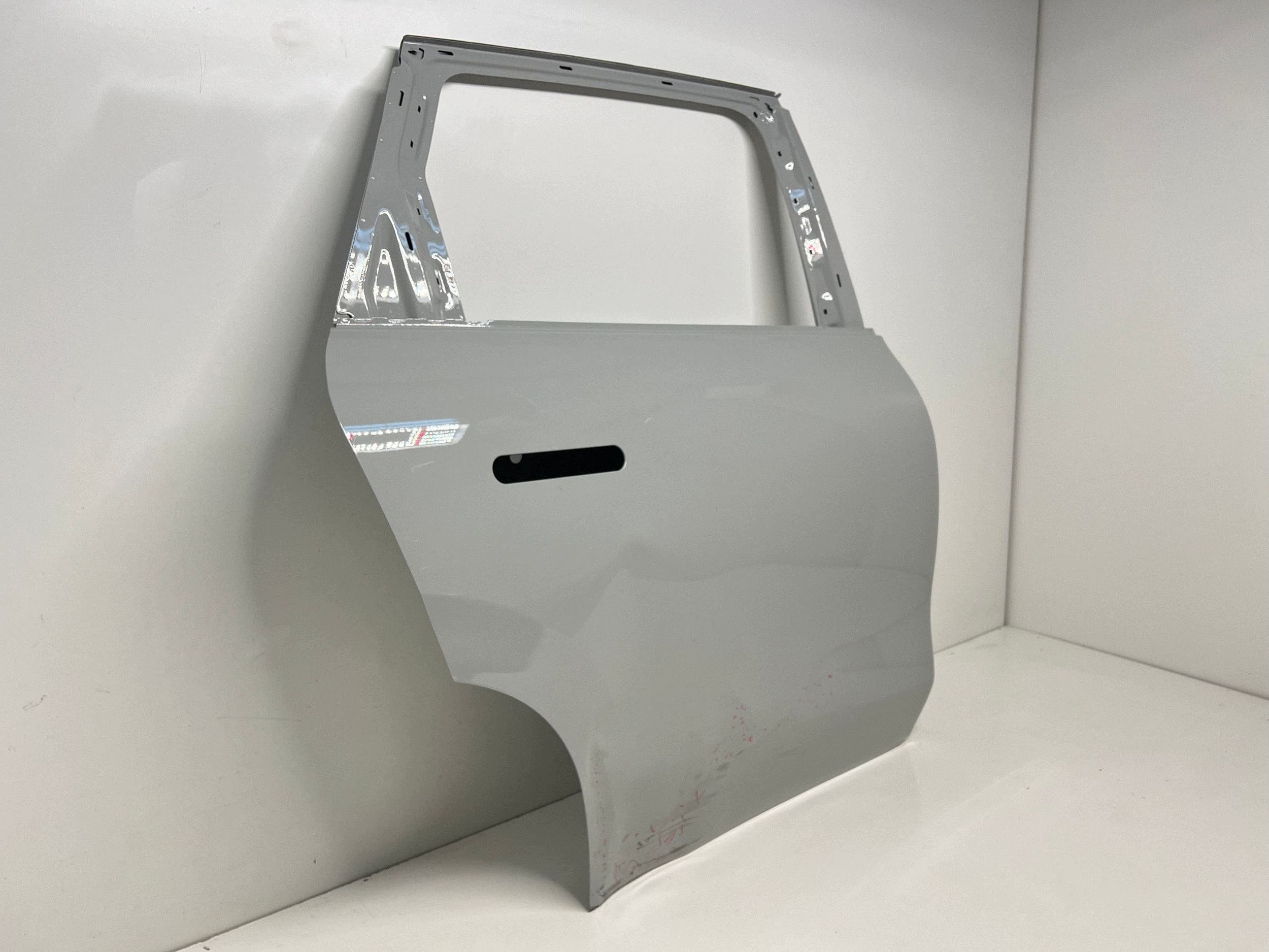 Puerta Trasera Derecha para Pasajero Leapmotor C10 nuevo 2