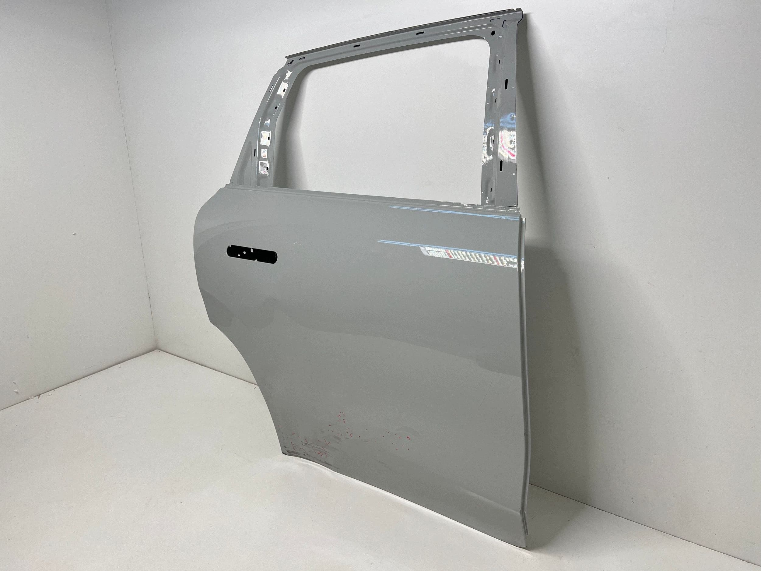 Puerta Trasera Derecha para Pasajero Leapmotor C10 nuevo 3