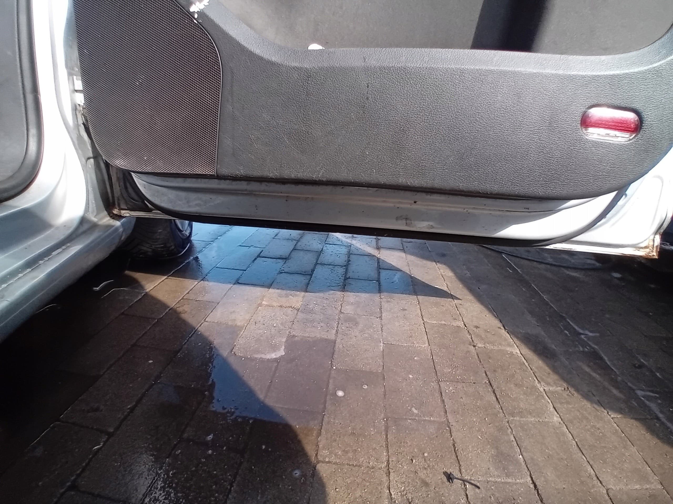Puerta Delantera Izquierda VW Touran I nuevo 3