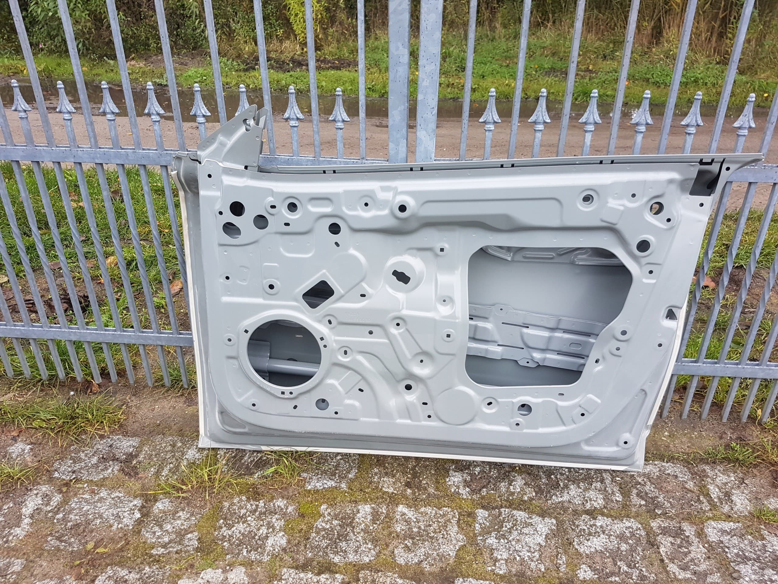 Puerta Delantera Derecha Eléctrica Mazda 6 2025 2026 nuevo 3