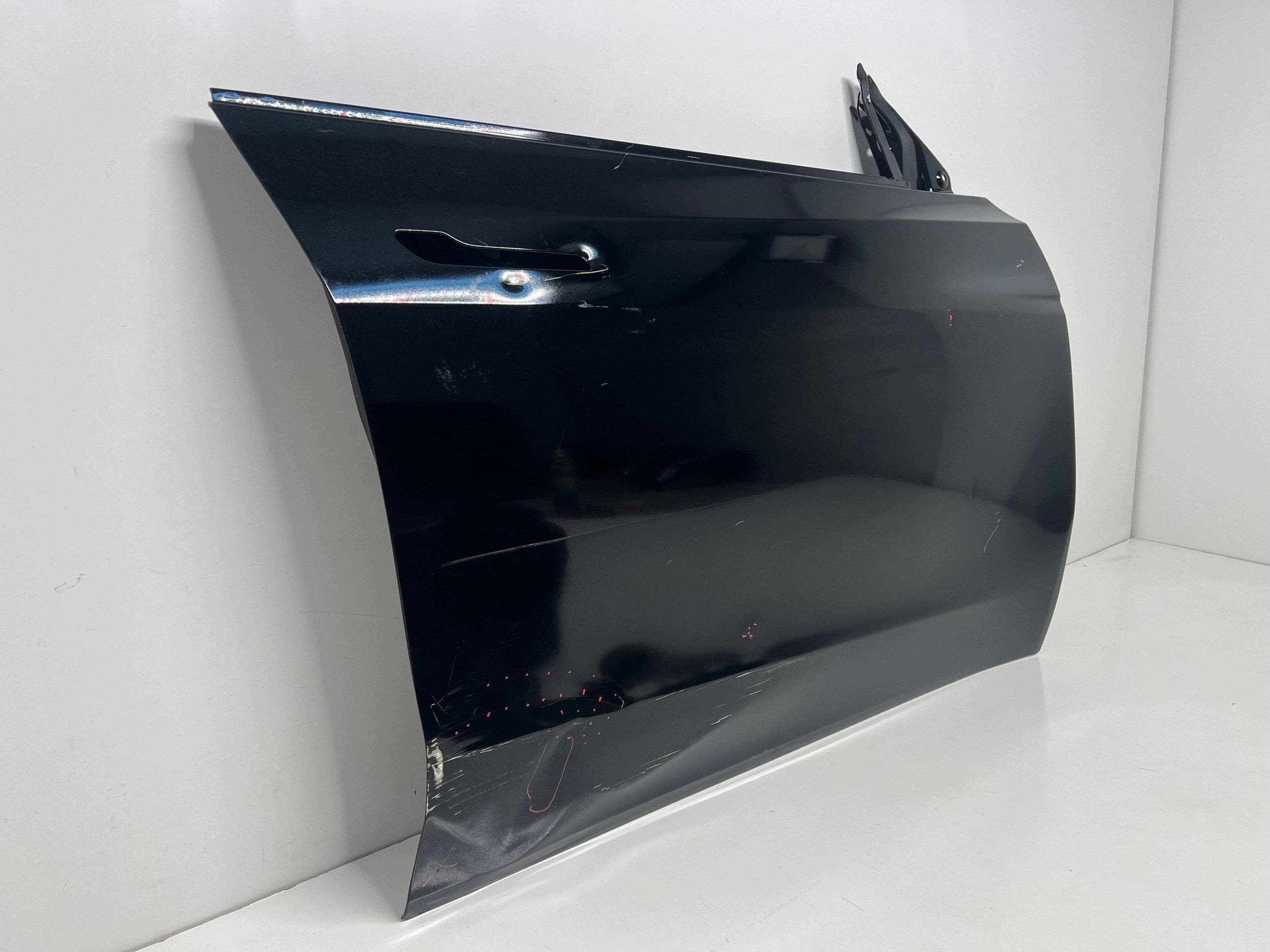 Tesla Model Y Puerta Delantera Derecha Lado Del Pasajero nuevo 2
