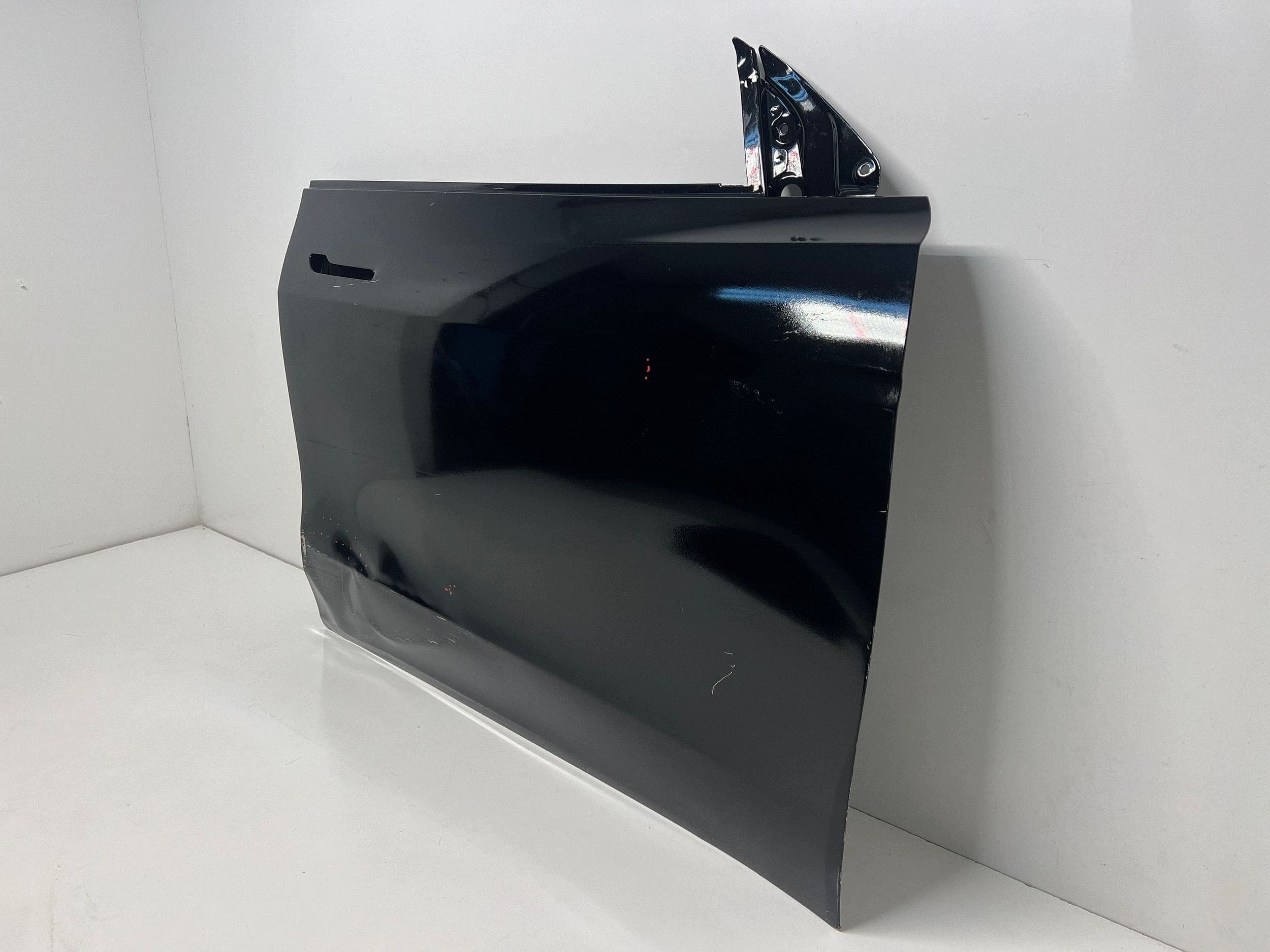 Tesla Model Y Puerta Delantera Derecha Lado Del Pasajero nuevo 4
