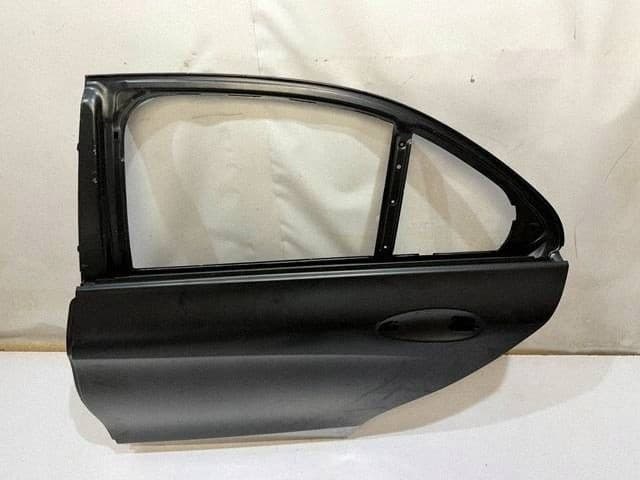 Puerta Trasera Izquierda Mercedes Clase C W205 Berlina nuevo 5