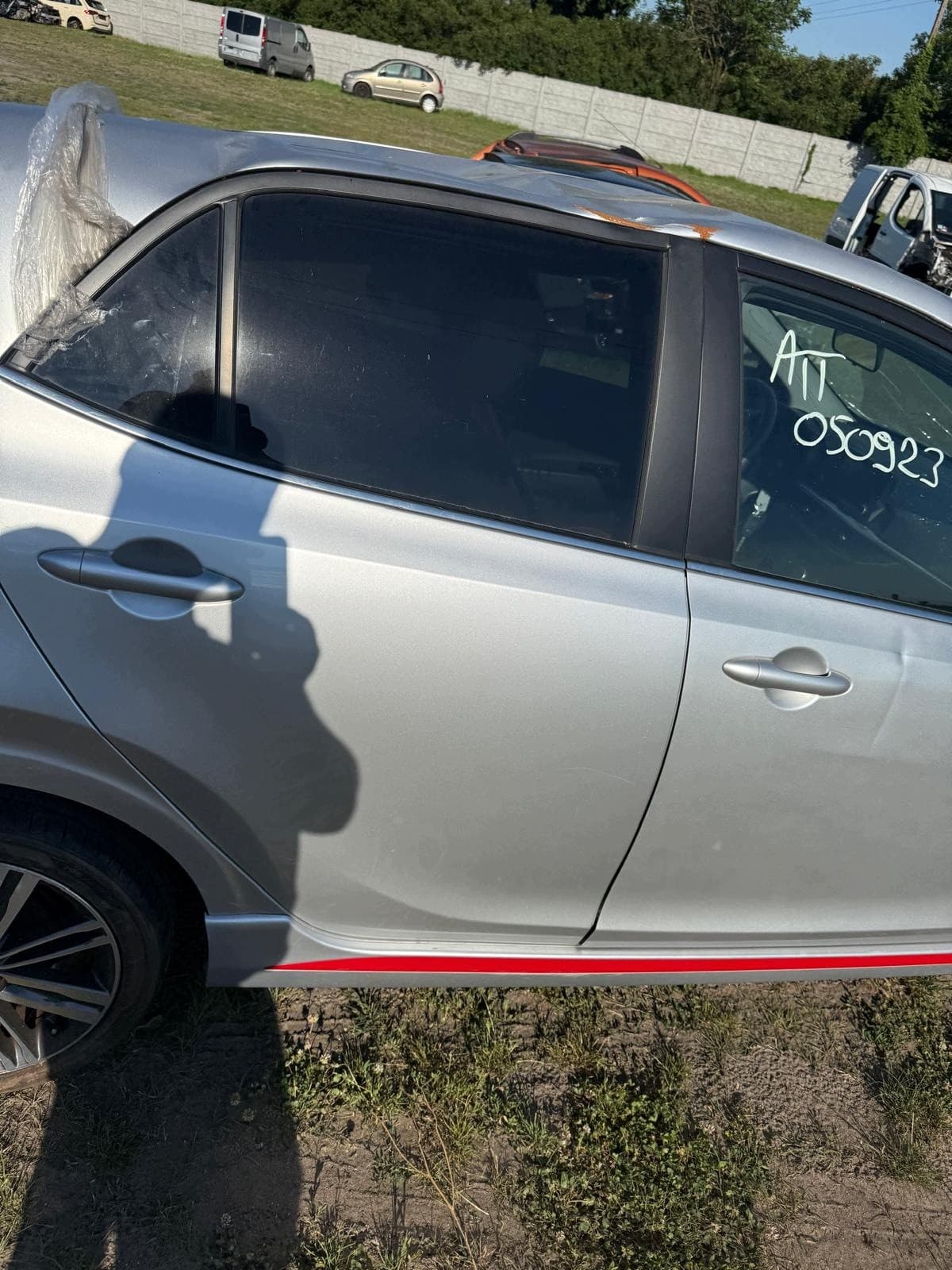 Puerta trasera derecha completa Kia Picanto II Kcs nuevo