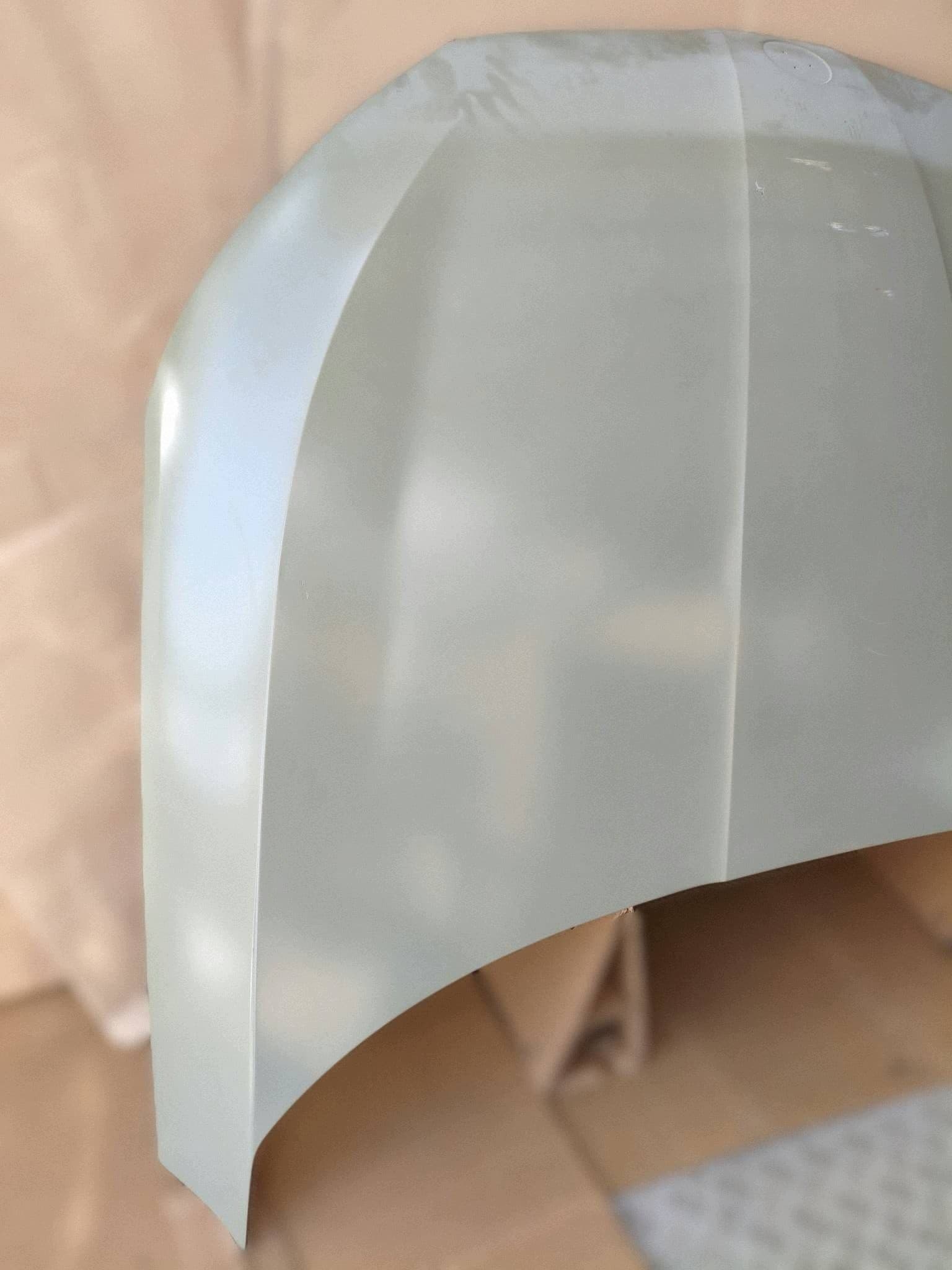 Capó delantero original para Skoda Scala 2022 657823031A OEM nuevo 2