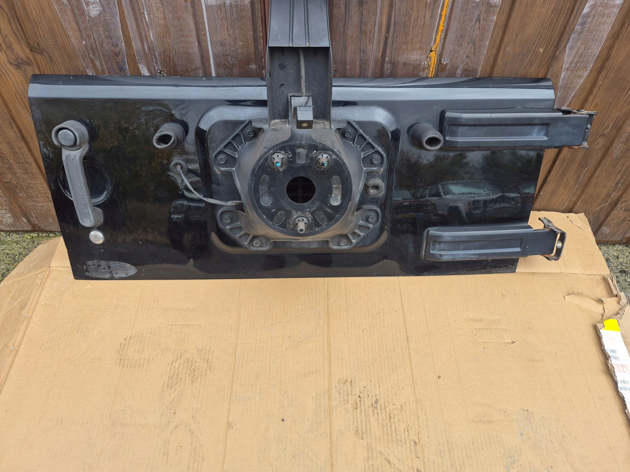 Portón Trasero Completo para Jeep Wrangler JK usado