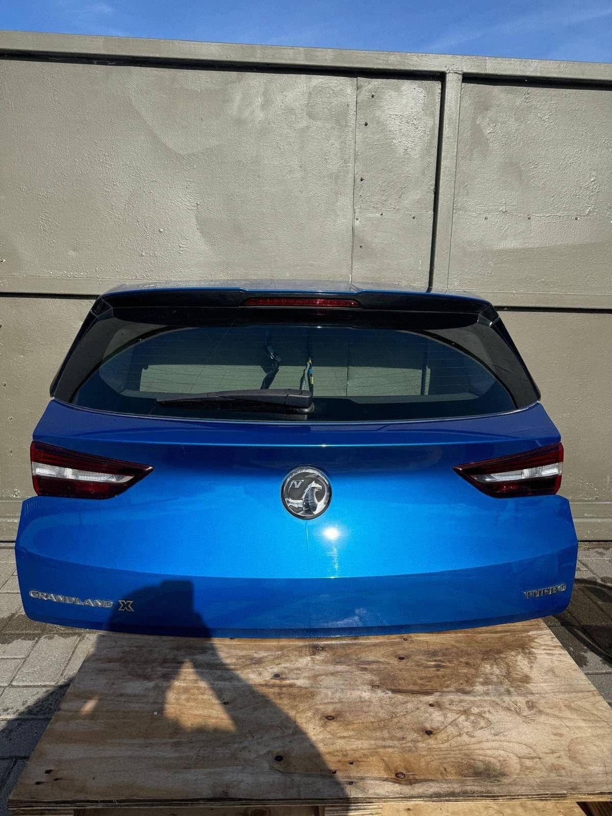 Portón Trasero Maletero Opel Grandland X usado