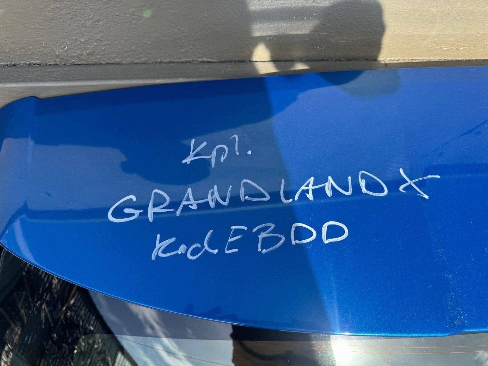Portón Trasero Maletero Opel Grandland X usado 5