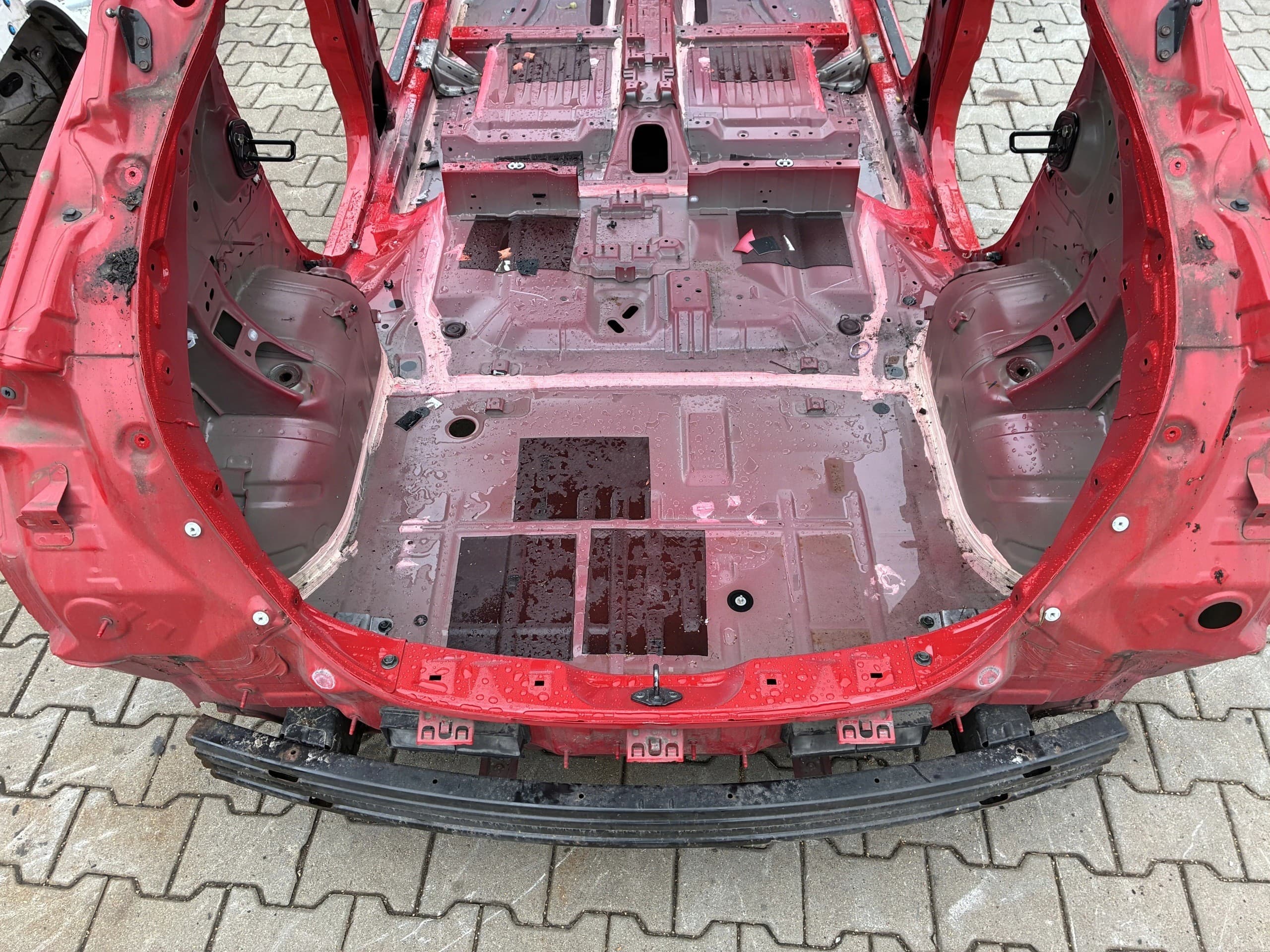 Panel Trasero / Sección Trasera para Nissan Leaf II (ZE1) 2017- usado