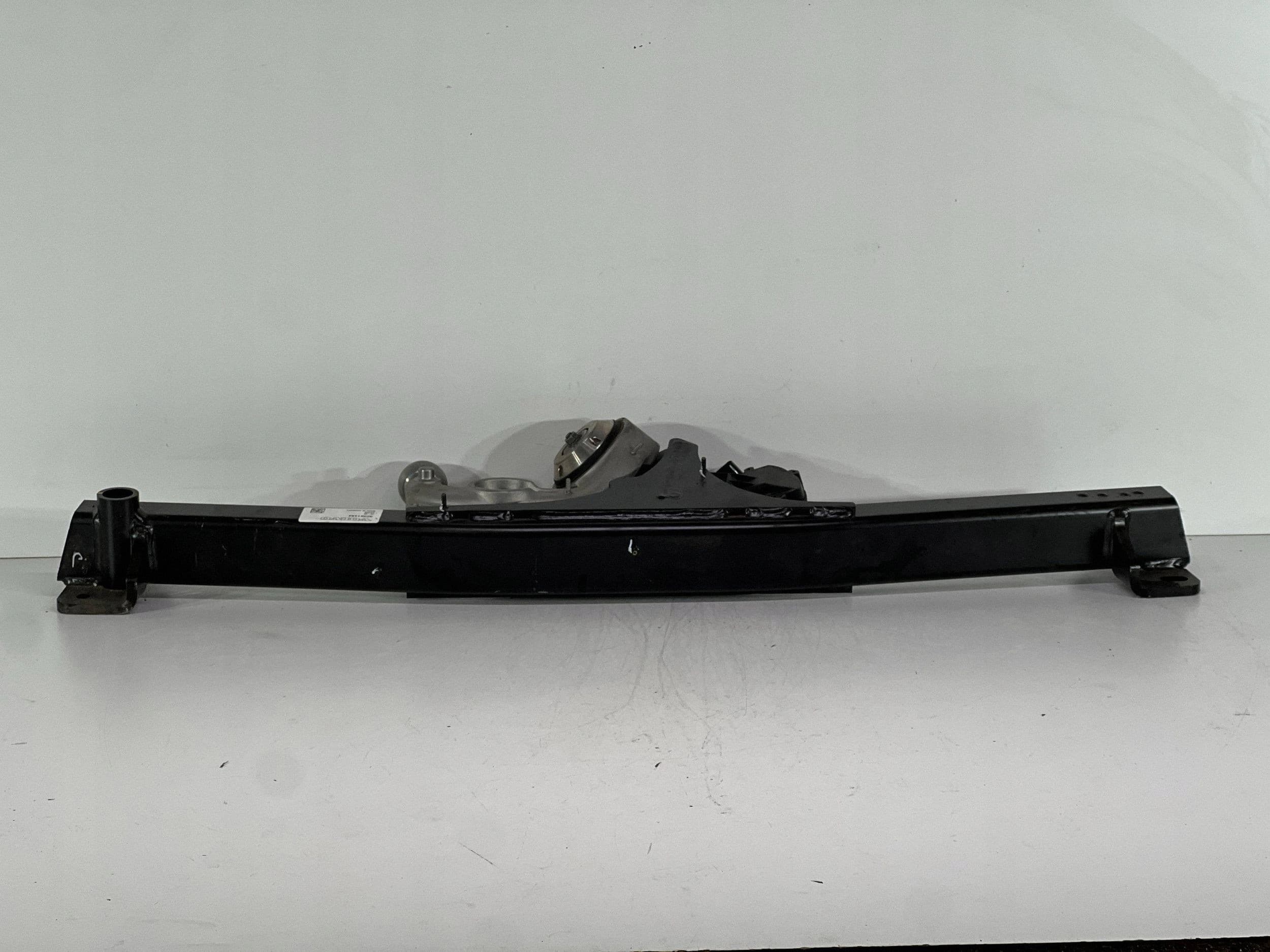 Enganche de Remolque Trasero Volvo XC40 Eléctrico 32351484 usado 5